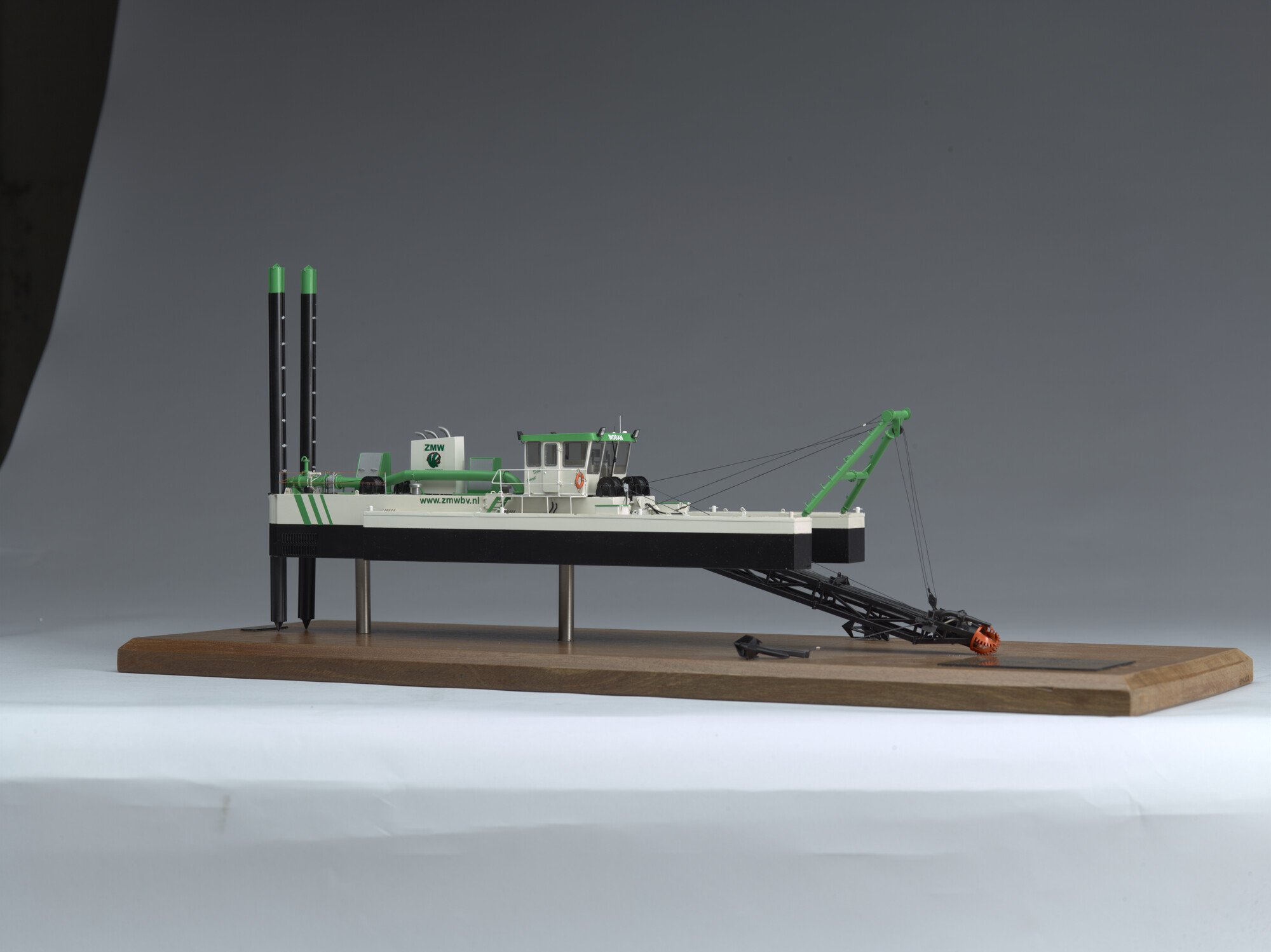 2015.4512; Model van de cutterzuiger Wodan; scheepsmodel