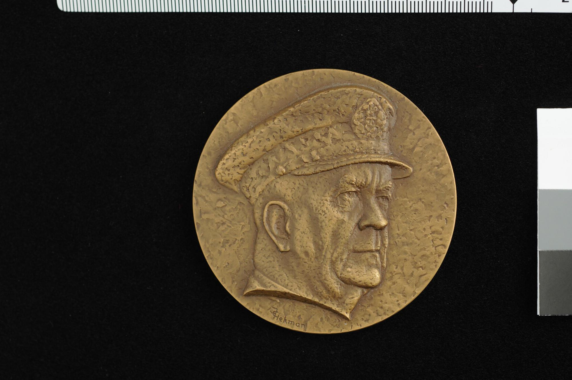 A.3726(02); Penning op het overlijden van C.E.L. Helfrich, 1962; penning