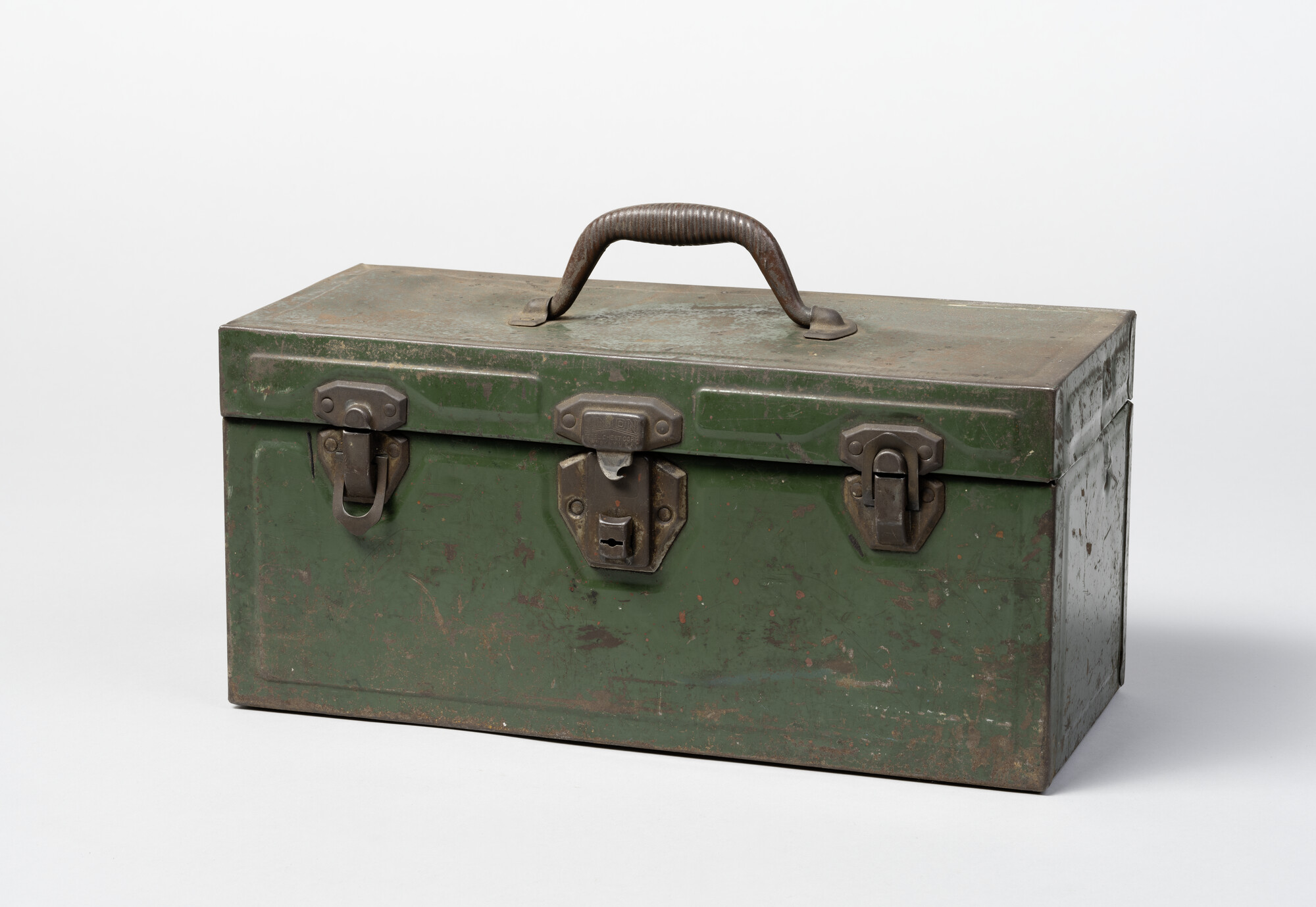 S.5200(44); Groen geschilderde gereedschapskist, blik; kist