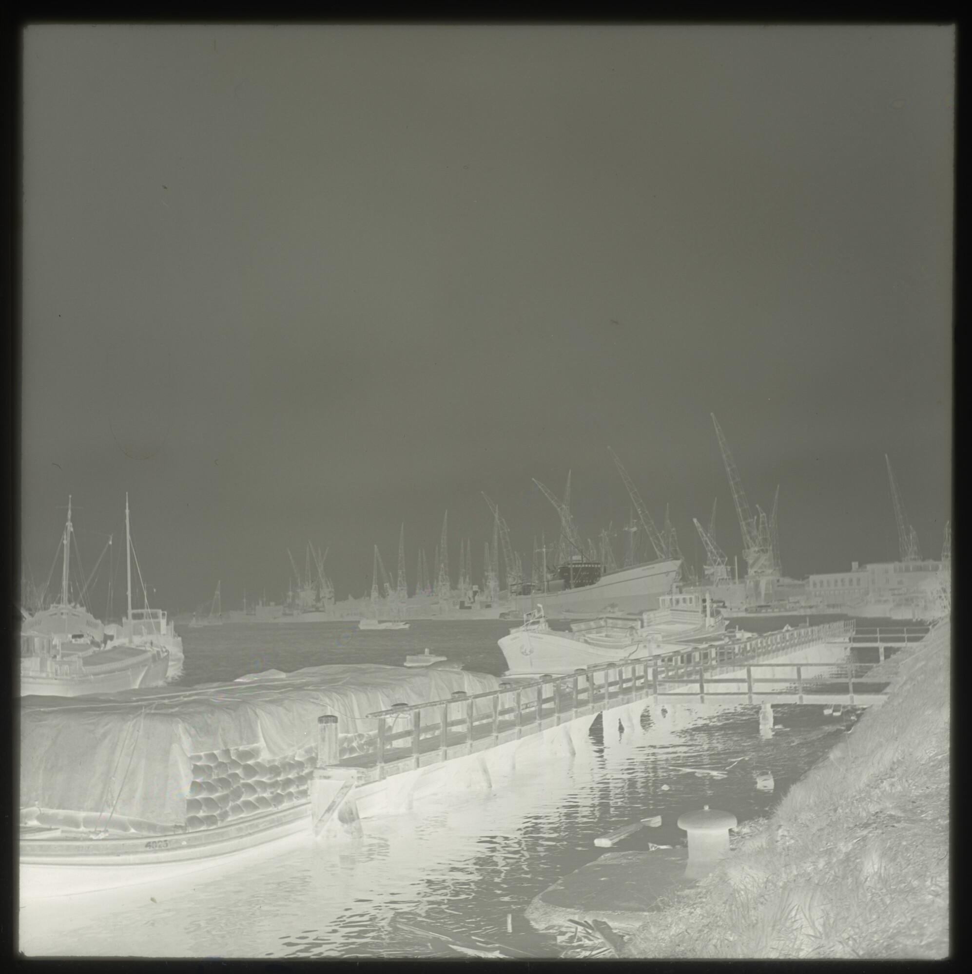A.5263(02); Negatieven van een reis met het vrachtschip 'Woltersum' van de Stoomvaart; negatief