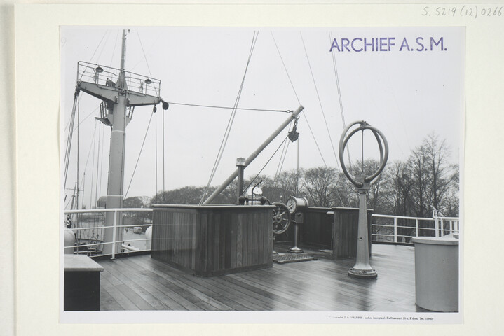 S.5219(12)0266; Foto's van proeftocht van het Noord-Ierse (Laker) vrachtschip ms. 'Fair Head' van de Ulster Steamship Compagny [...]; fotoreportage