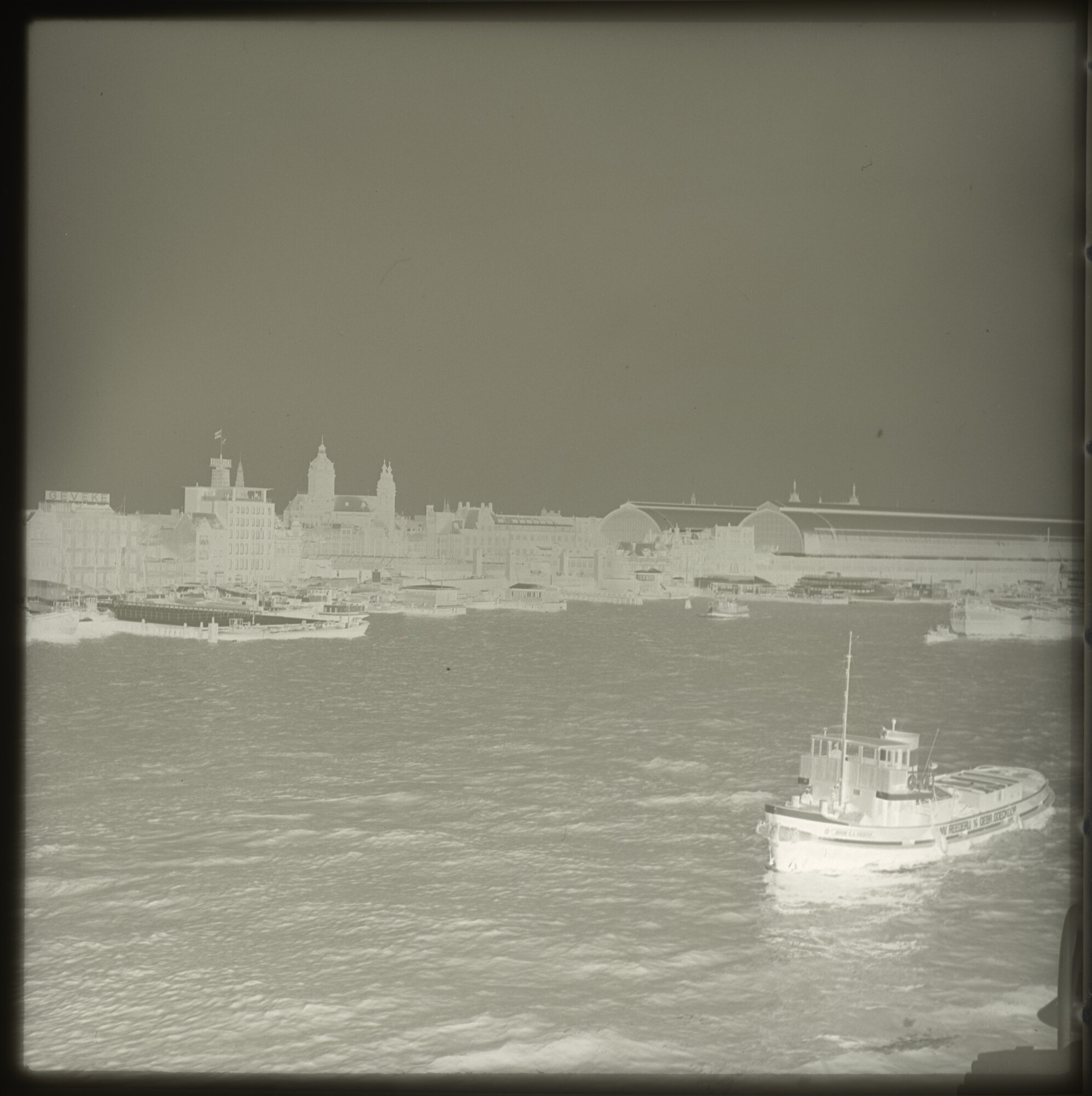 A.5263(02); Negatieven van een reis met het vrachtschip 'Woltersum' van de Stoomvaart; negatief