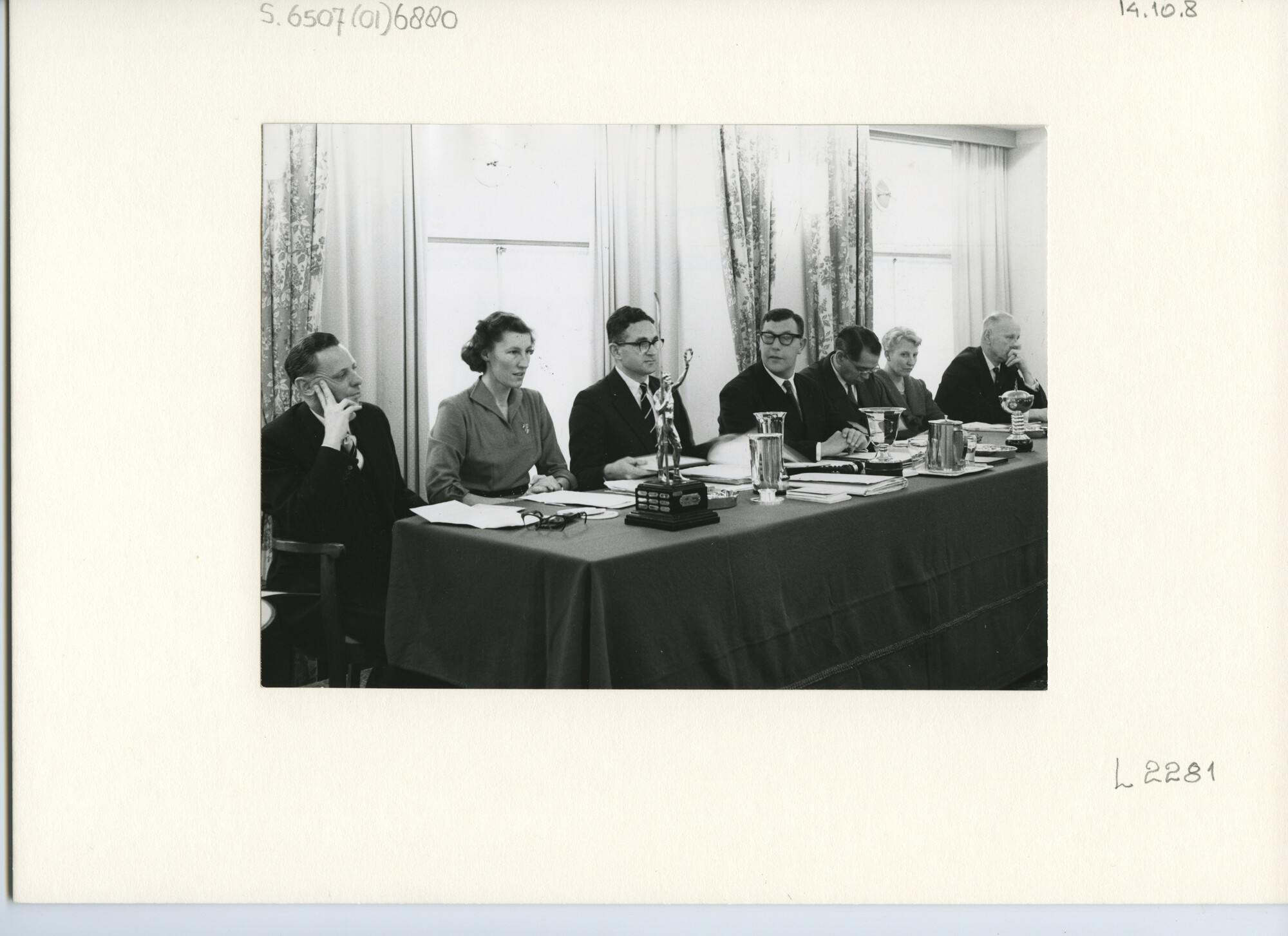 S.6507(01)6880; Foto van de jaarlijkse algemene ledenvergadering van de KVNWV in Krasnapolsky; foto