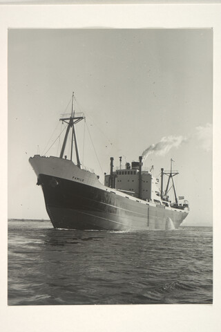 S.5219(12)0113; Foto's van de proeftocht van het Finse vrachtschip ss. 'Pamilo' voor Enso Gutzeit te Helsinki; fotoreportage