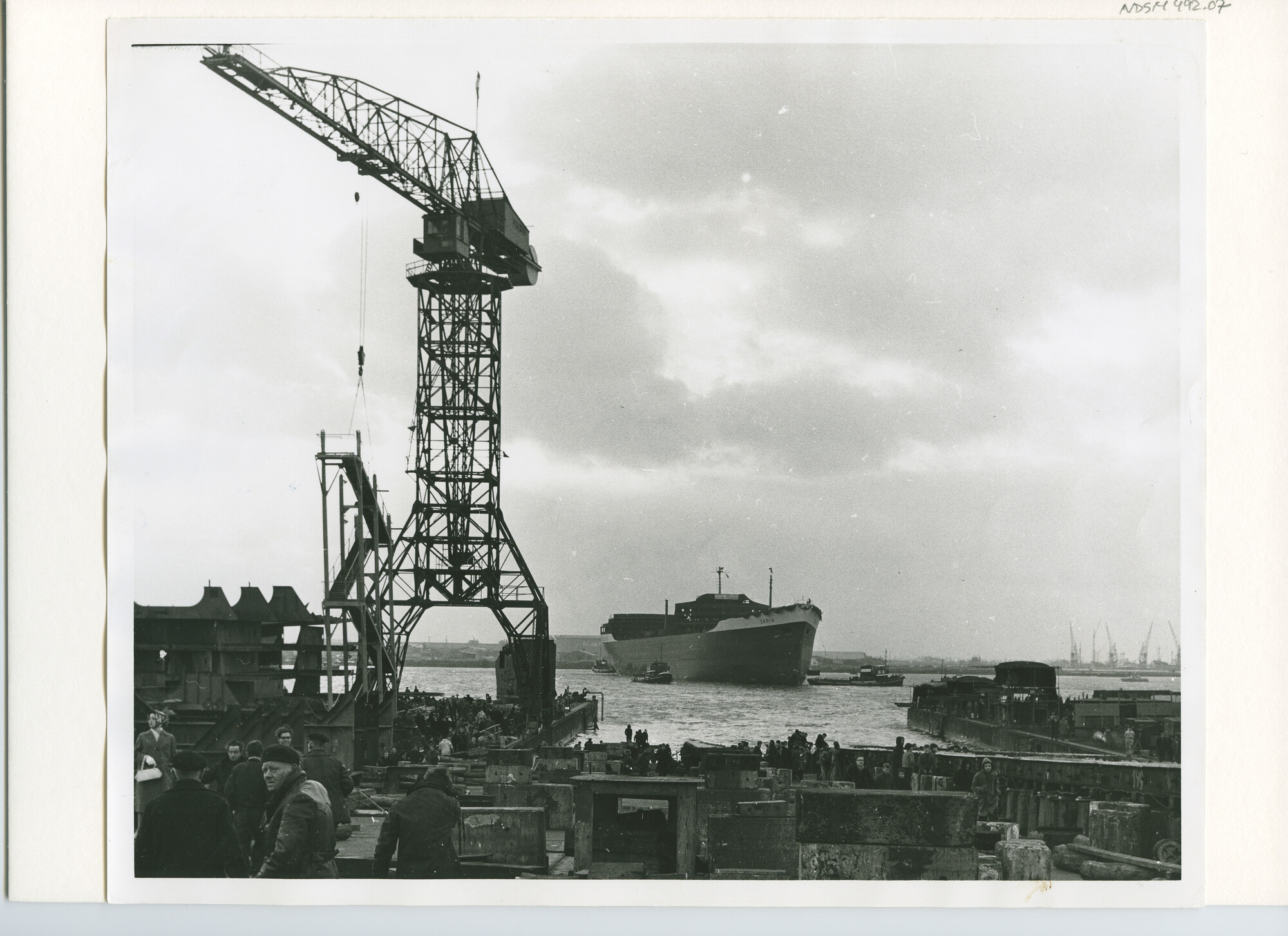 S.5444(02858); De kiellegging van de tanker ts. 'Naess Endeavour' (bnr 494) bij de NDSM, Amsterdam; foto