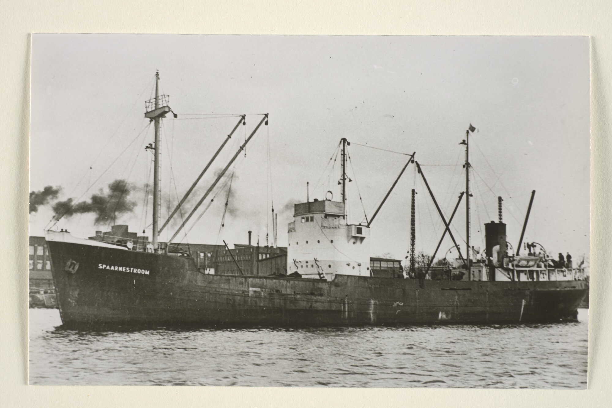 1995.6339; Het vrachtschip ms. Spaarnestroom (ex- Empire Deep en Starkenborgh) van de Hollandsche Stoomboot Maatschappij [...]; foto