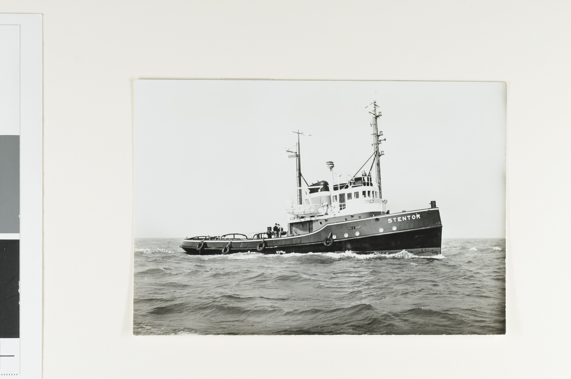 S.6408(1027); De sleepboot 'Stentor' van NV. Bureau Wuijsmuller; foto