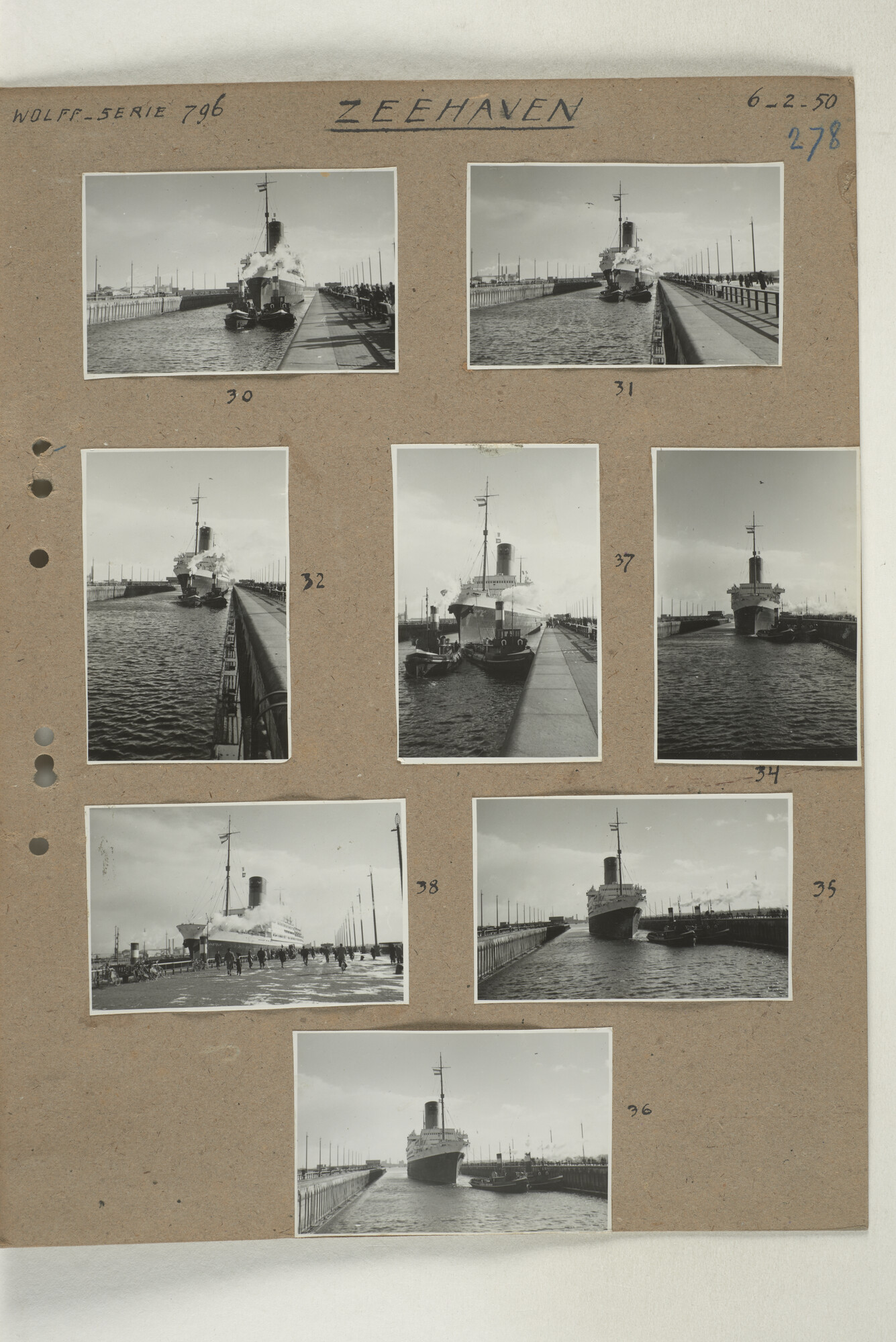 1998.2181; Omslag met een grote hoeveelheid proef foto's gemaakt in opdracht van de Gemeente Handelsinrichtingen en de Vereniging "de Amsterdamsche Haven" te Amsterdam.; omslag