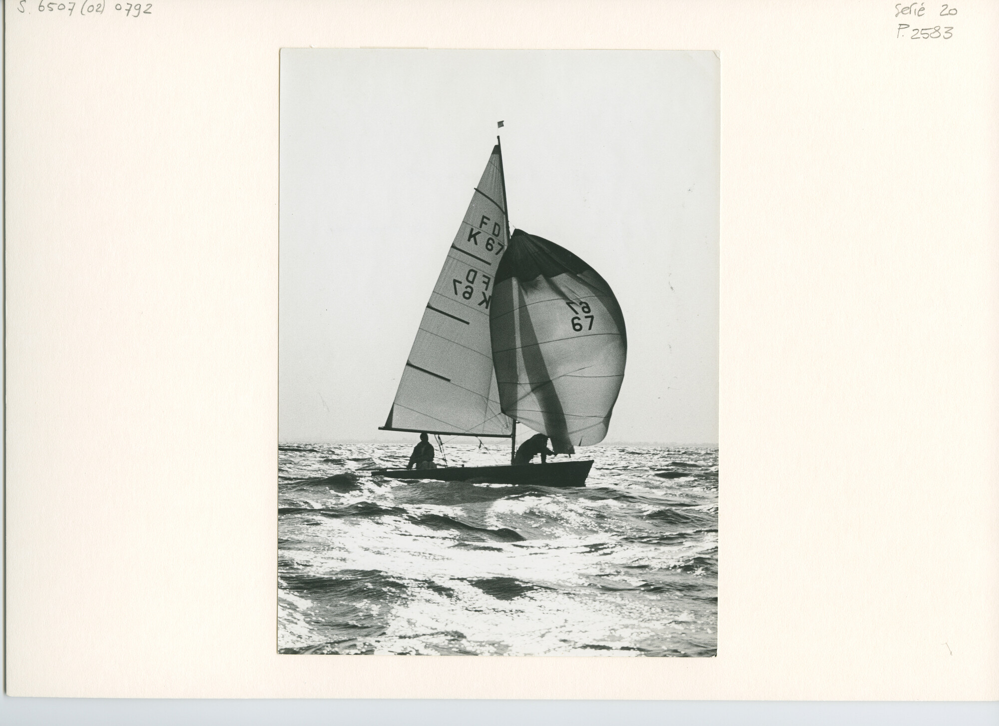 S.6507(02)0792.07; Zwart-wit foto van het Europees Kampioenschap FD 1962 op het IJsselmeer voor Muiden; foto