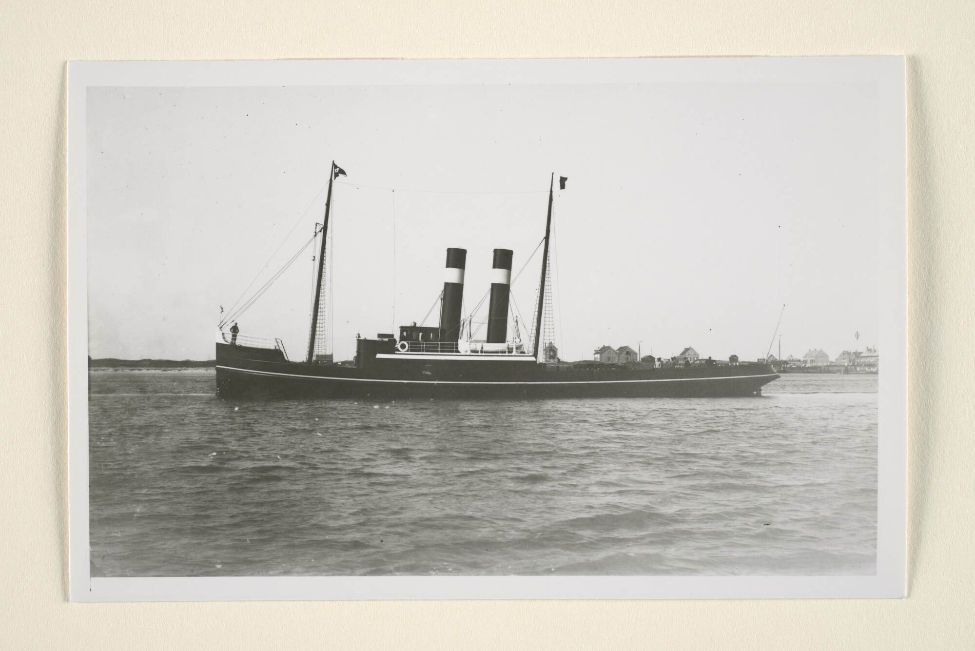 1996.3737; De zeesleepboot Oceaan van L. Smit & Cos Internationale Sleepdienst gezien [...]; foto