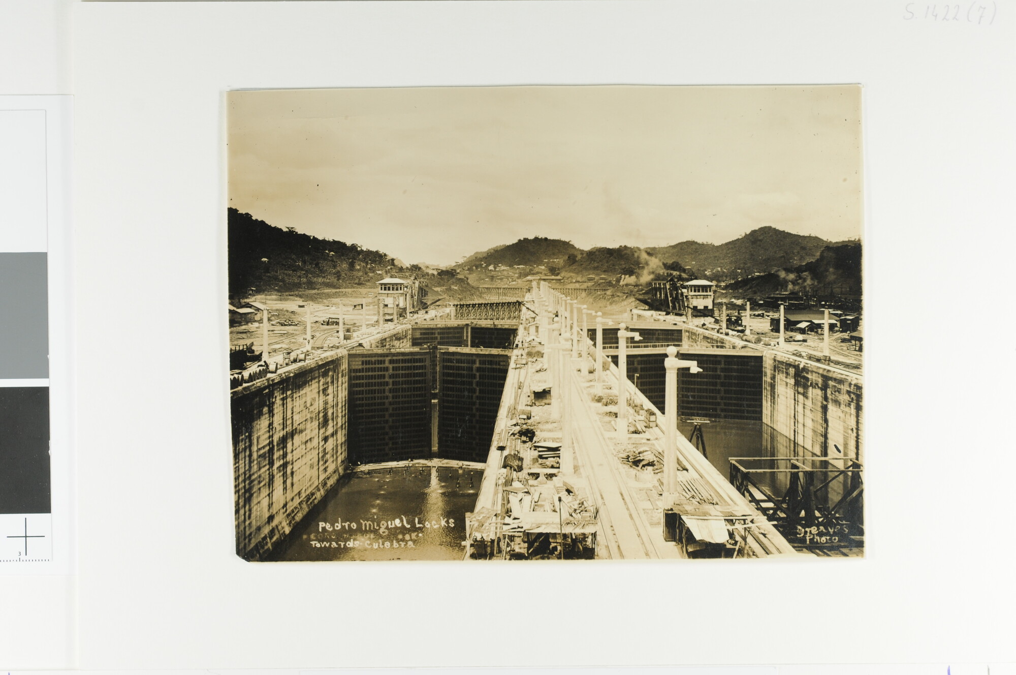 S.1422b(07); Het Panamakanaal: aanleg van de Pedro Miquelsluis, omstreeks 1913; foto
