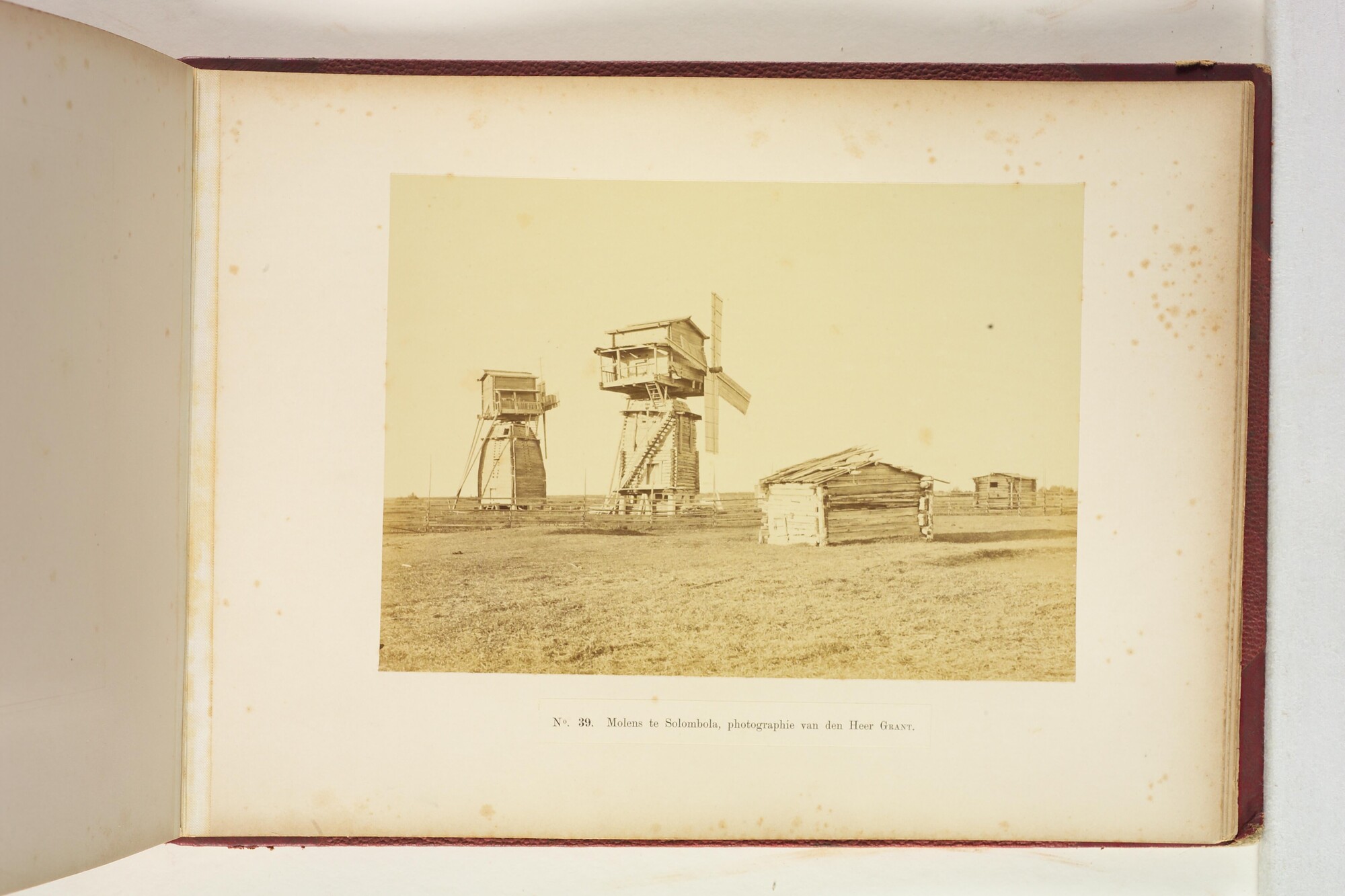 A.0345(06); Album met foto's van de Zesde Noordpoolexpeditie van de Willem Barents in 1883; fotoalbum