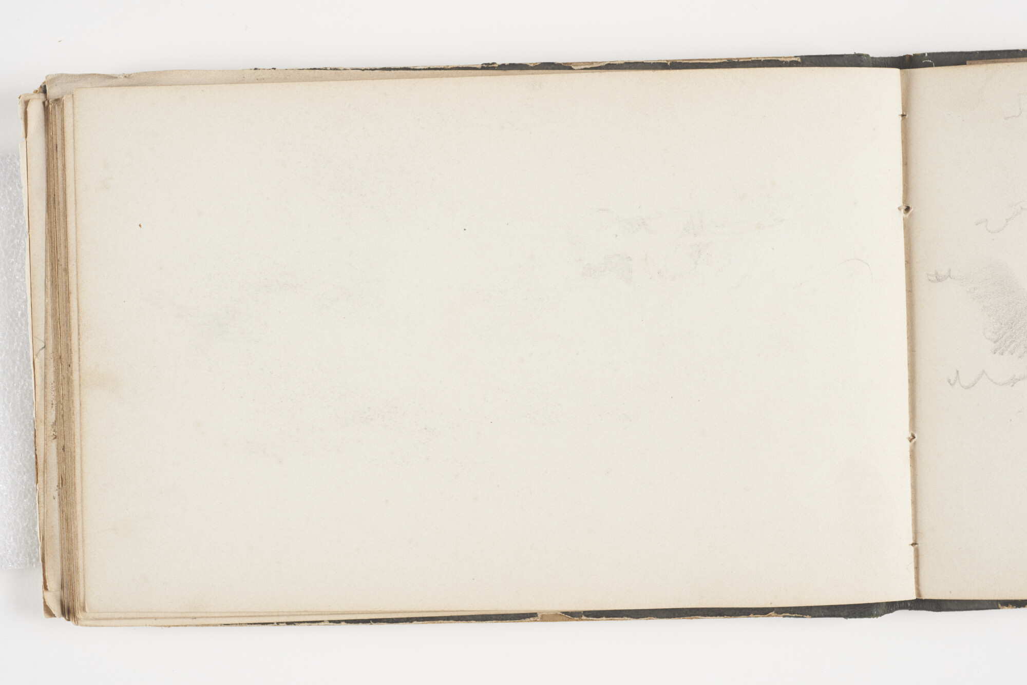 A.2019(02); Schetsboek met studies van binnenschepen en zeeschepen; schetsboek
