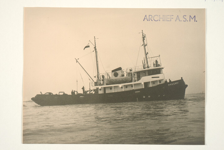 S.5219(12)0241; Fotos van de proefvaart van de bergings- en brandblussleepboot Passaat [...]; fotoreportage