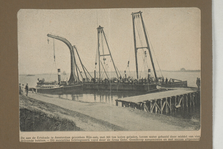 2001.1755; Omslag met vele foto's en knipsels van meest bergingsactiviteiten door Reederij v/h Gebroeders Goedkoop te Amsterdam in de periode 1929 / 1949; omslag