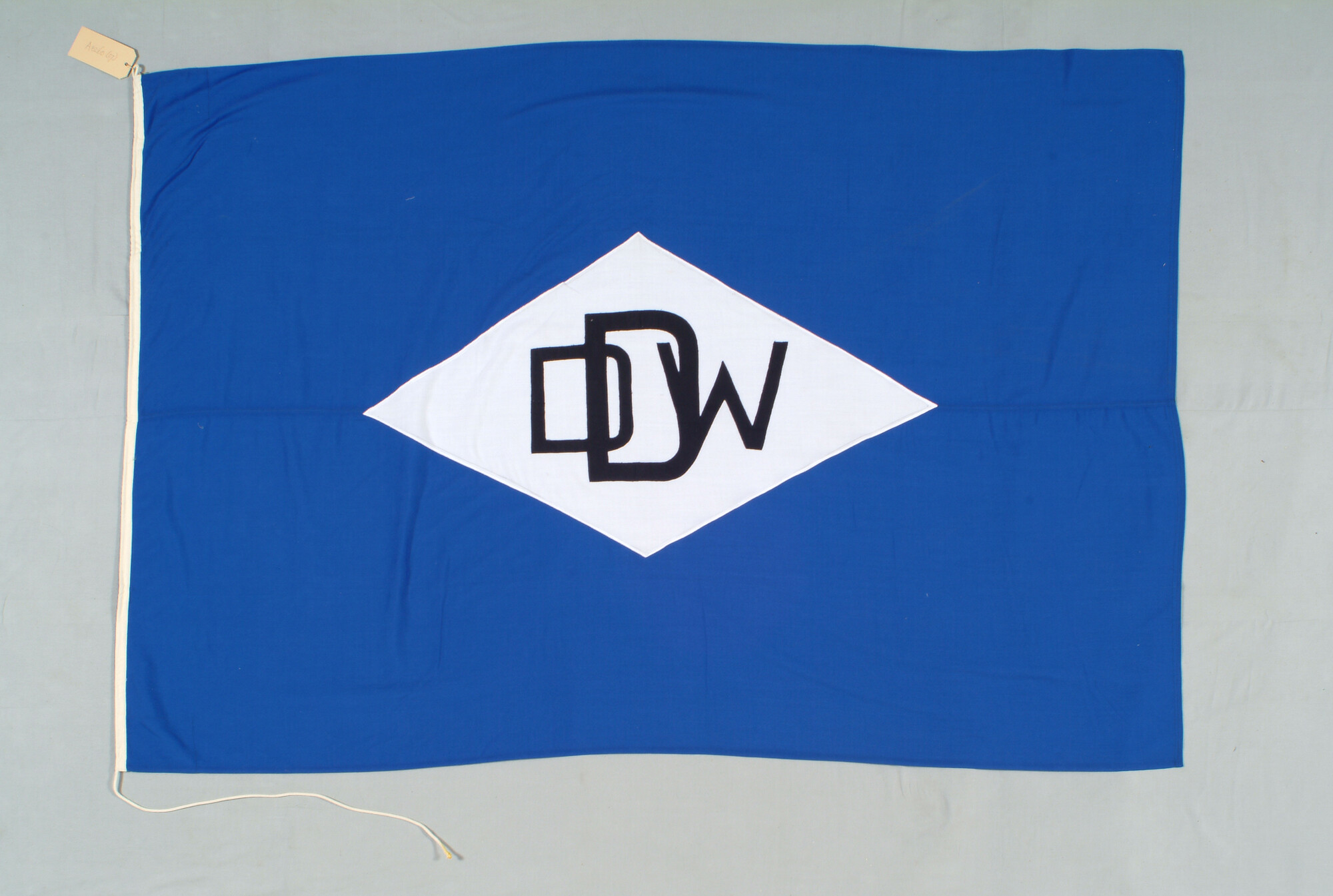 A.5260(07); Vlag van Scheepswerf 'De Dageraad' te Woubrugge; vlag