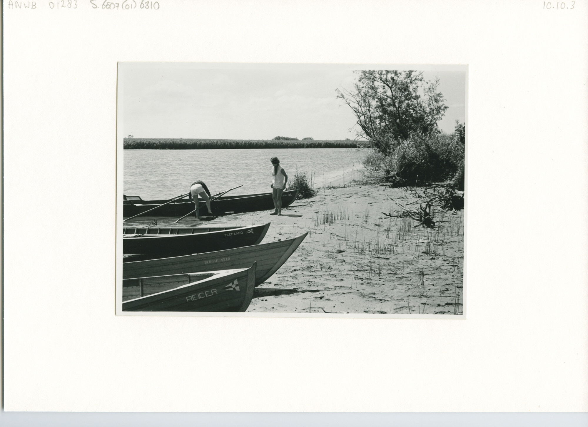 S.6507(01)6310; Foto van boten; foto