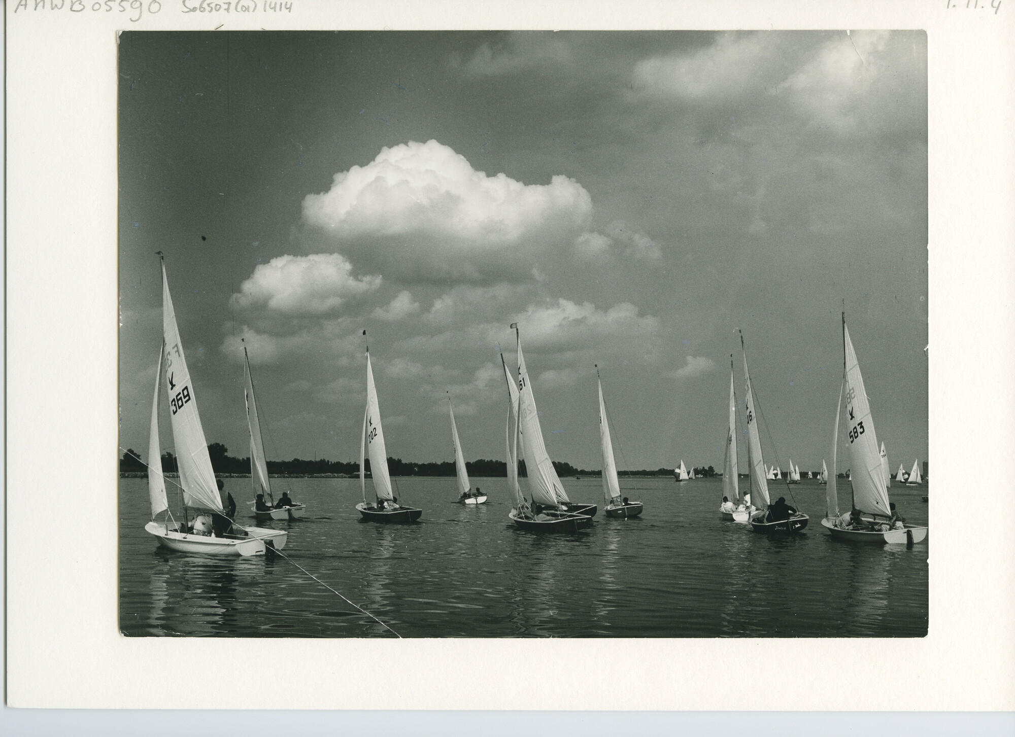 S.6507(01)1414; Foto van sternklasse.; foto