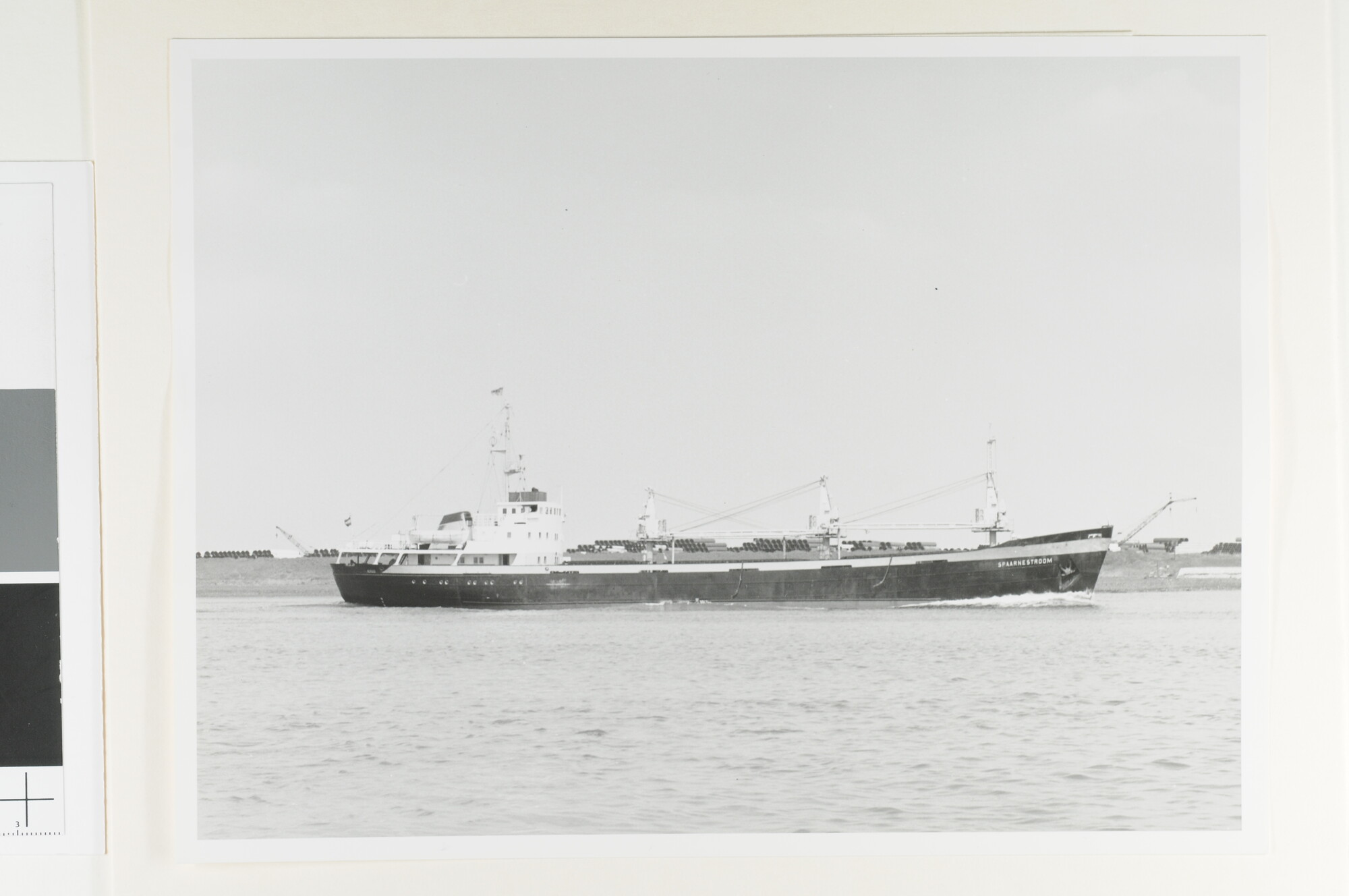 1993.0802; Het vrachtschip ms. Spaarnestroom van de Hollandsche Stoomboot Maatschappij [...]; foto