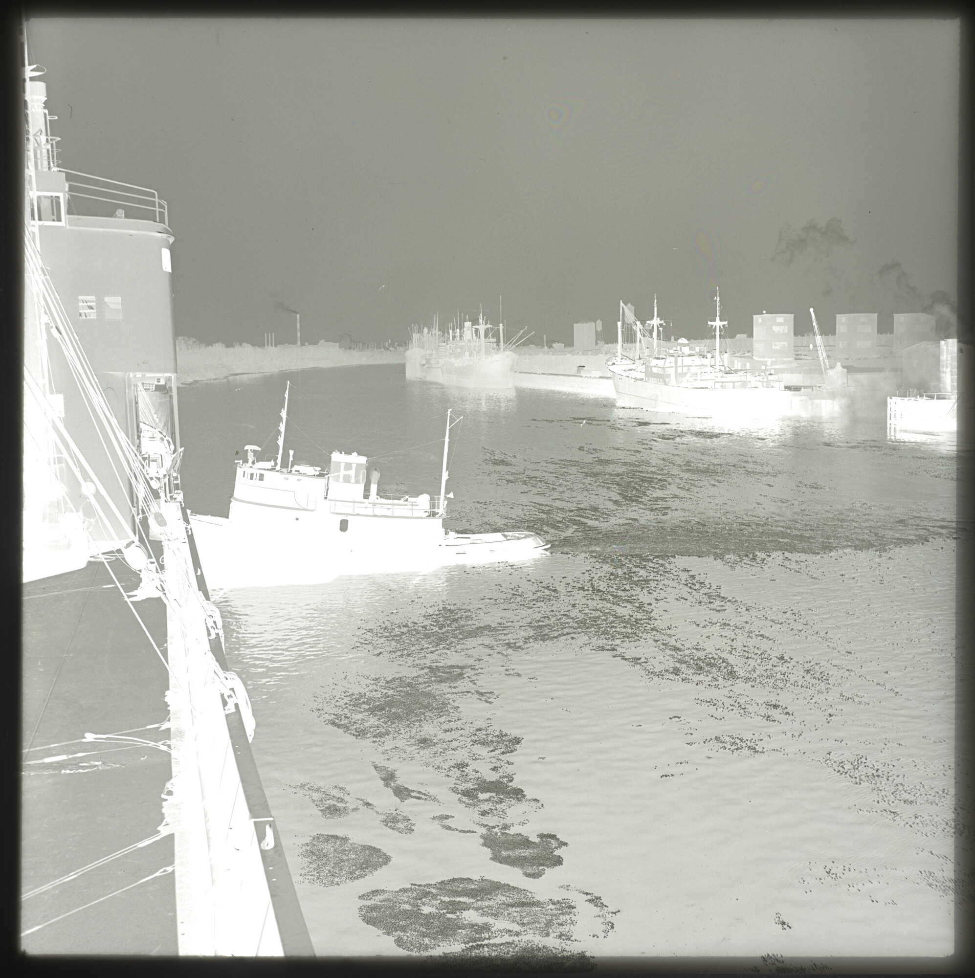 A.5263(02); Negatieven van een reis met het vrachtschip 'Woltersum' van de Stoomvaart; negatief