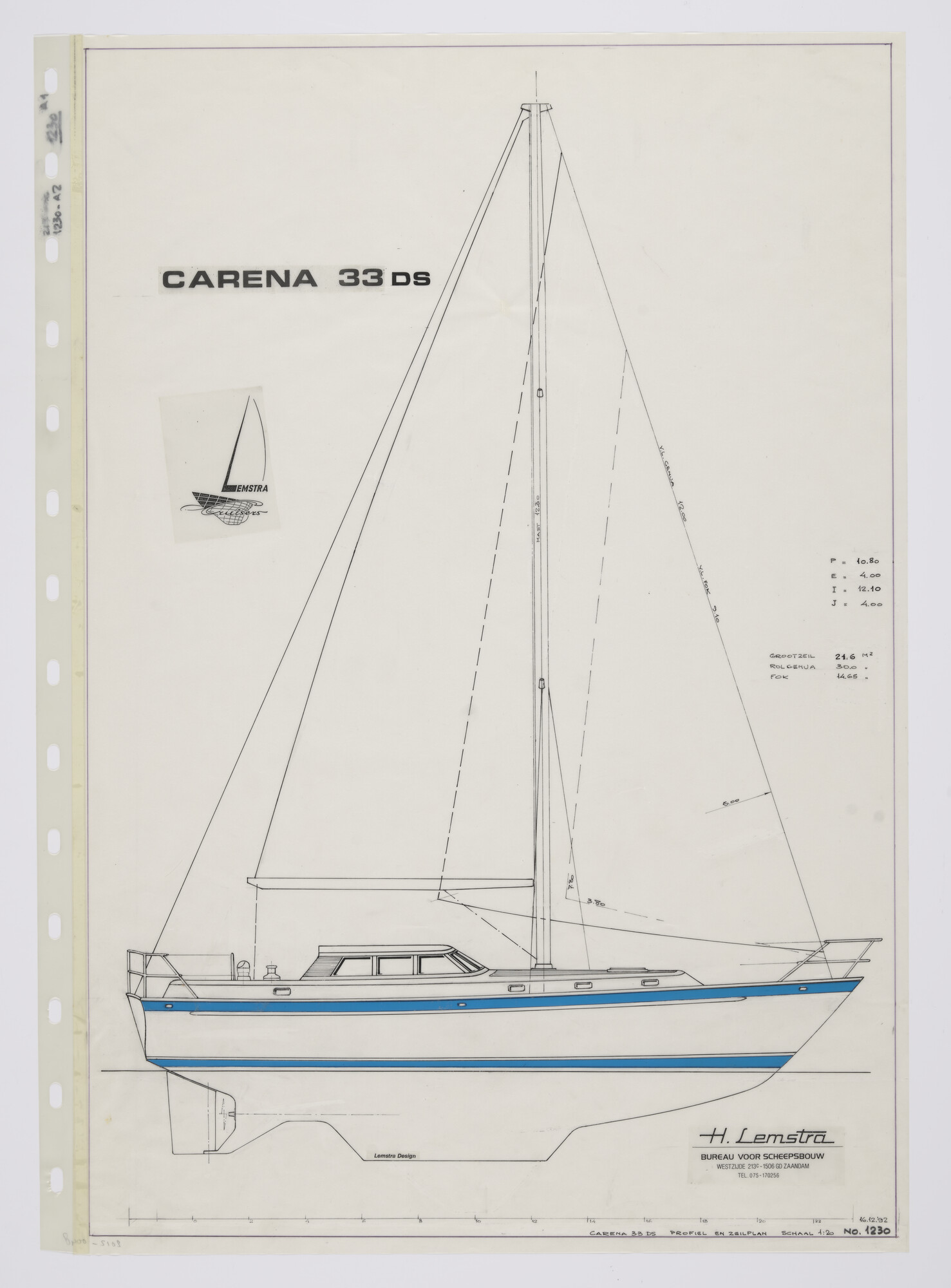 2012.0048; Zijaanzicht met zeilplan van een Carena 33' DS van 9.80 meter; technische tekening