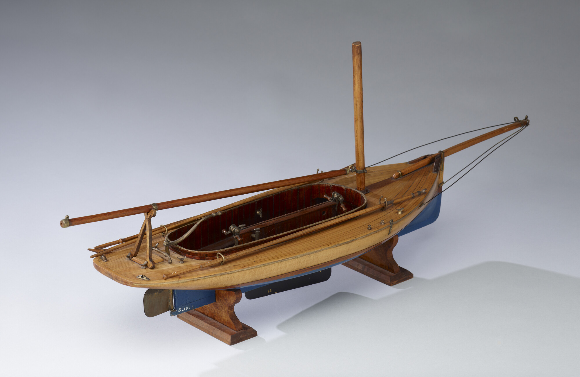 S.0010(03); Model van een midzwaardjacht; scheepsmodel