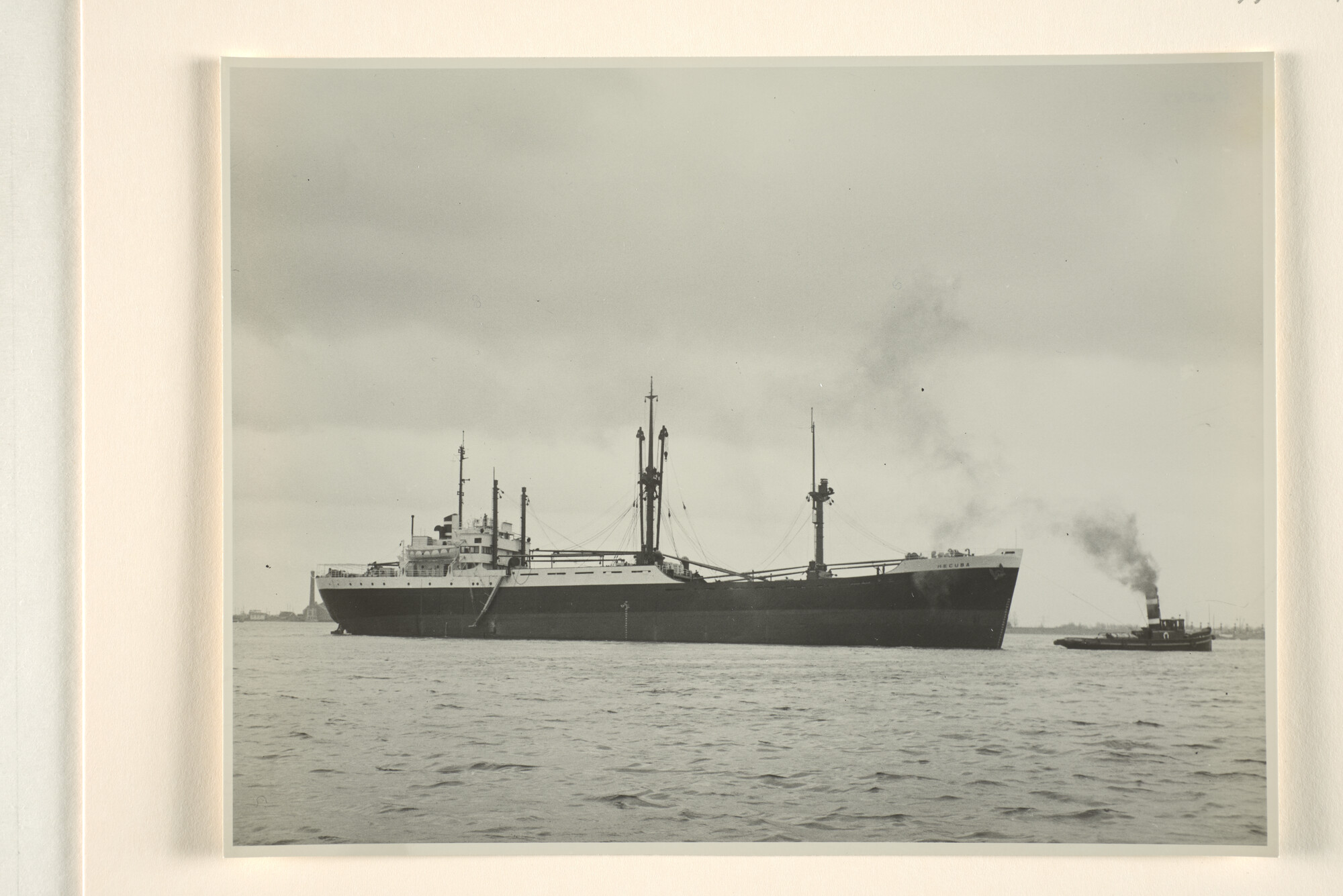 1995.6817; Foto's van het vrachtschip, type CiMaVi, ms. Hecuba van de KNSM; fotoreportage