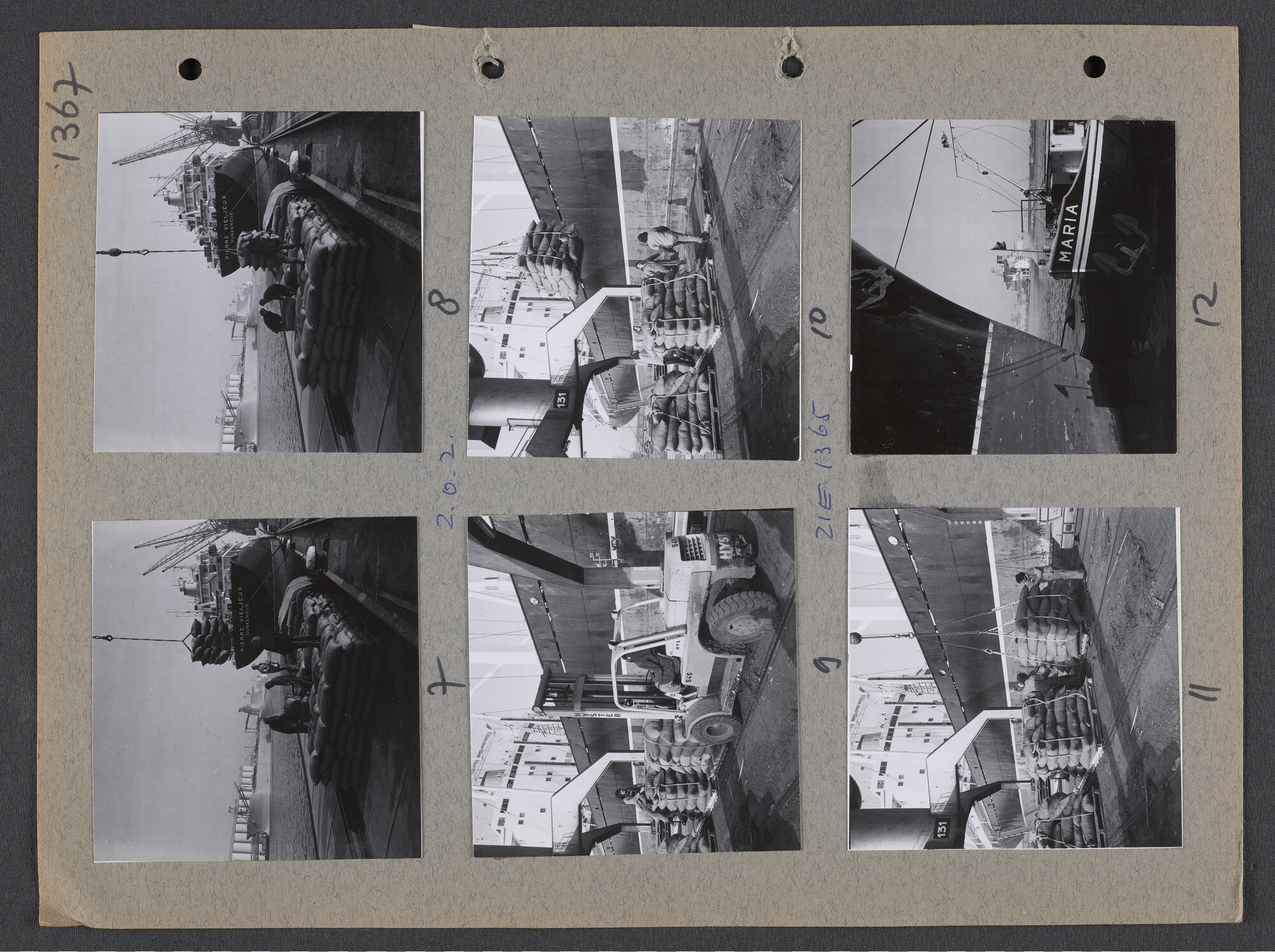 S.9102(35); Multomap met foto's door Ben Burgers, samengesteld door de Vereniging De Amsterdamsche Haven; foto