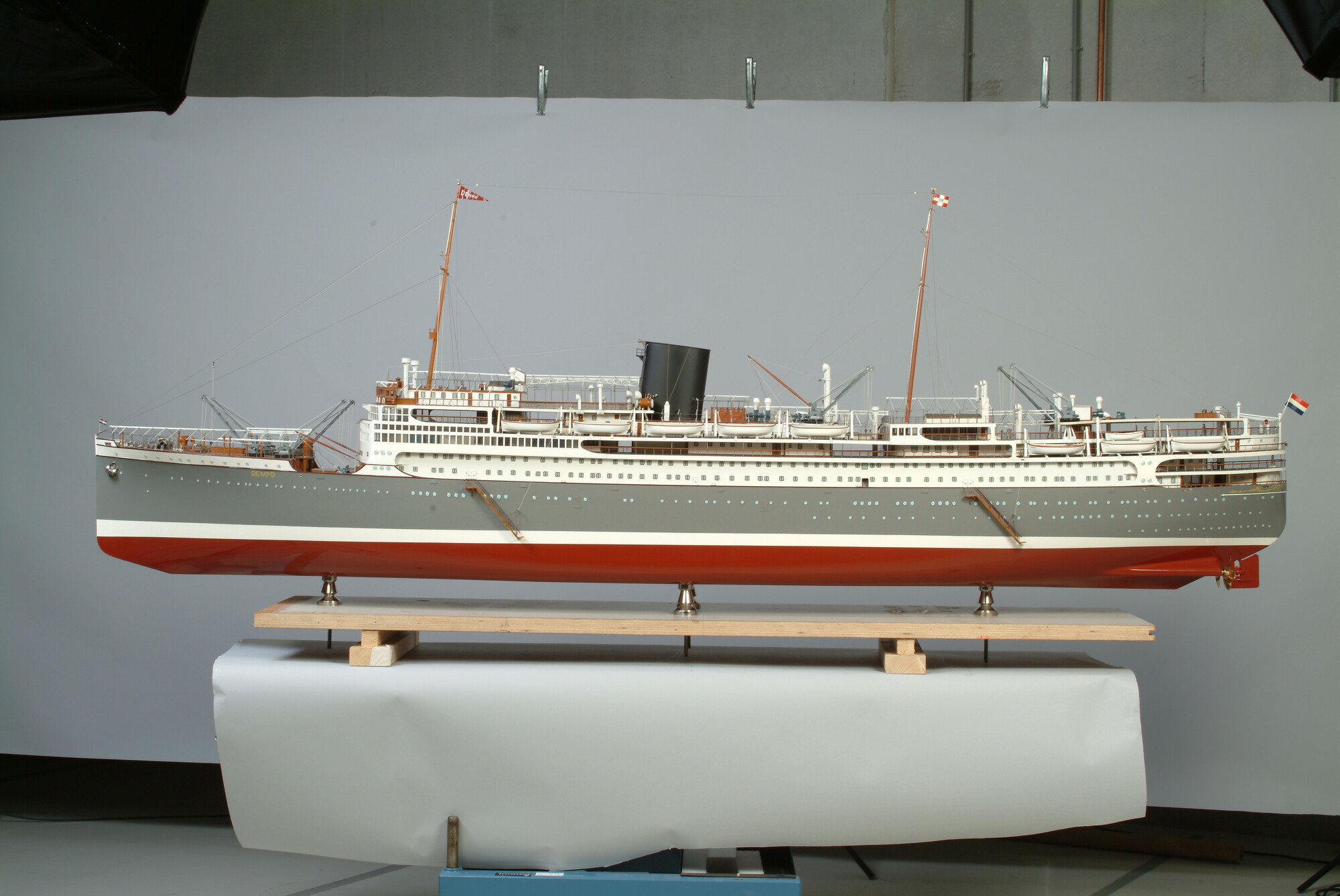 S.4308; Model van het ms. Dempo; scheepsmodel