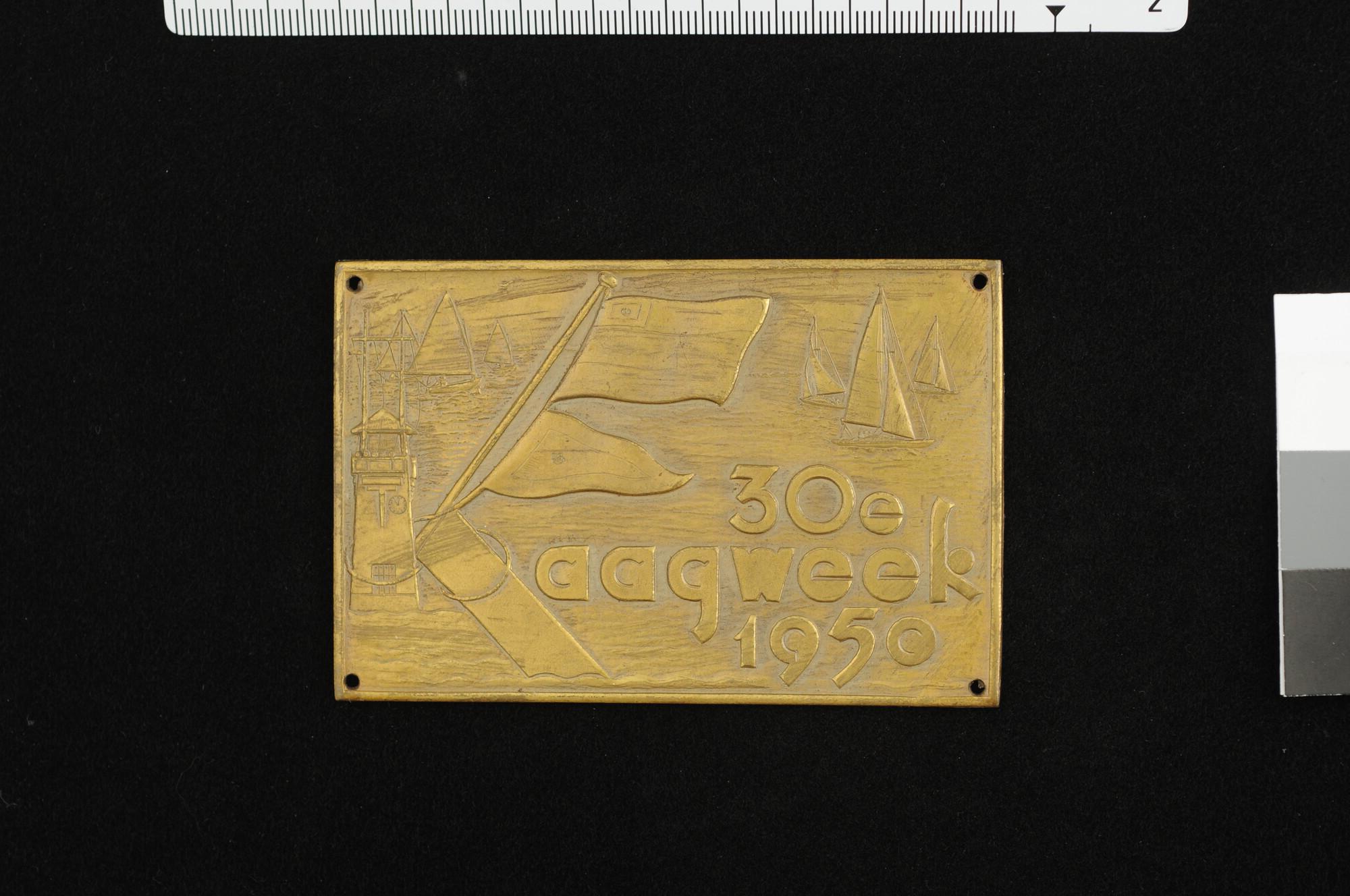 S.6310(23); Plaquette van de Koninklijke Zeil- Roei- en Motorbootvereeniging 'De Kaag' op de 30ste Kaagweek, 1950; plaquette