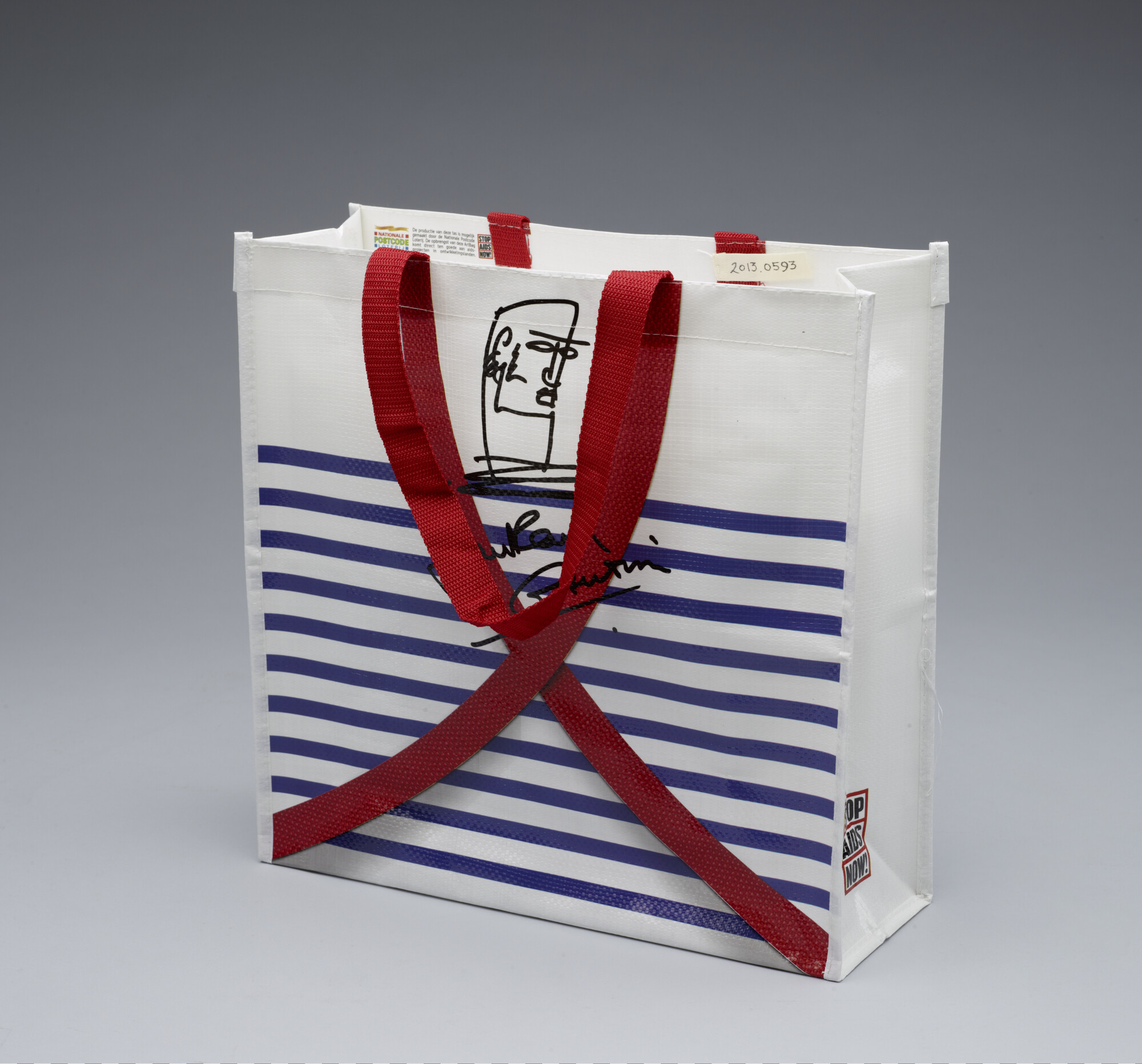 2013.0593; Draagtas ArtBag van stichting Stop AIDS Now!; tas