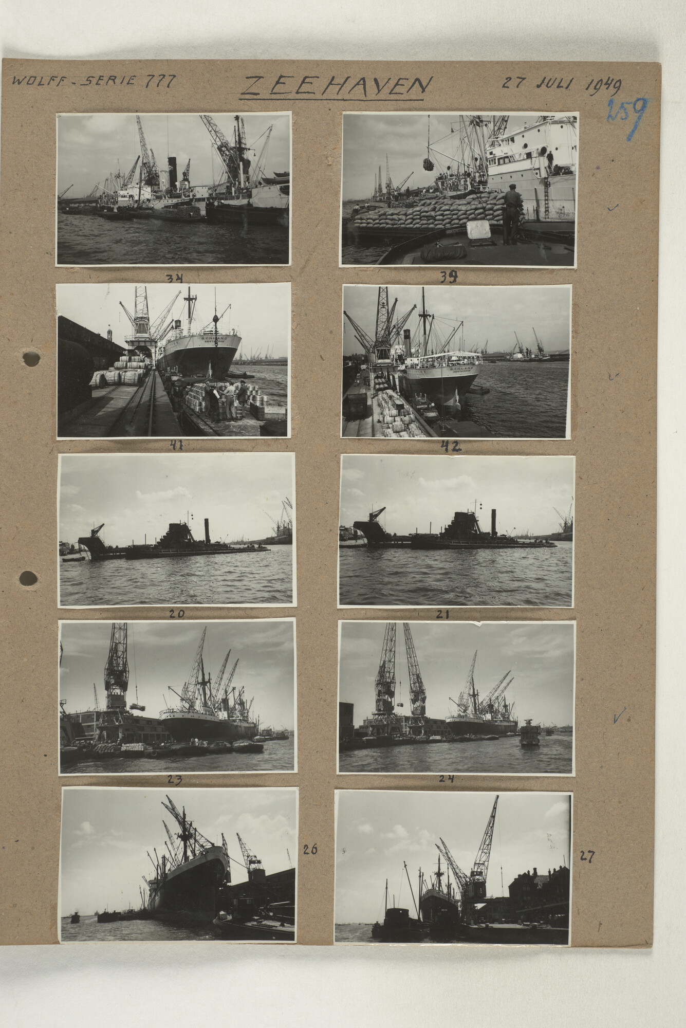1998.2181; Omslag met een grote hoeveelheid proef foto's gemaakt in opdracht van de Gemeente Handelsinrichtingen en de Vereniging "de Amsterdamsche Haven" te Amsterdam.; omslag