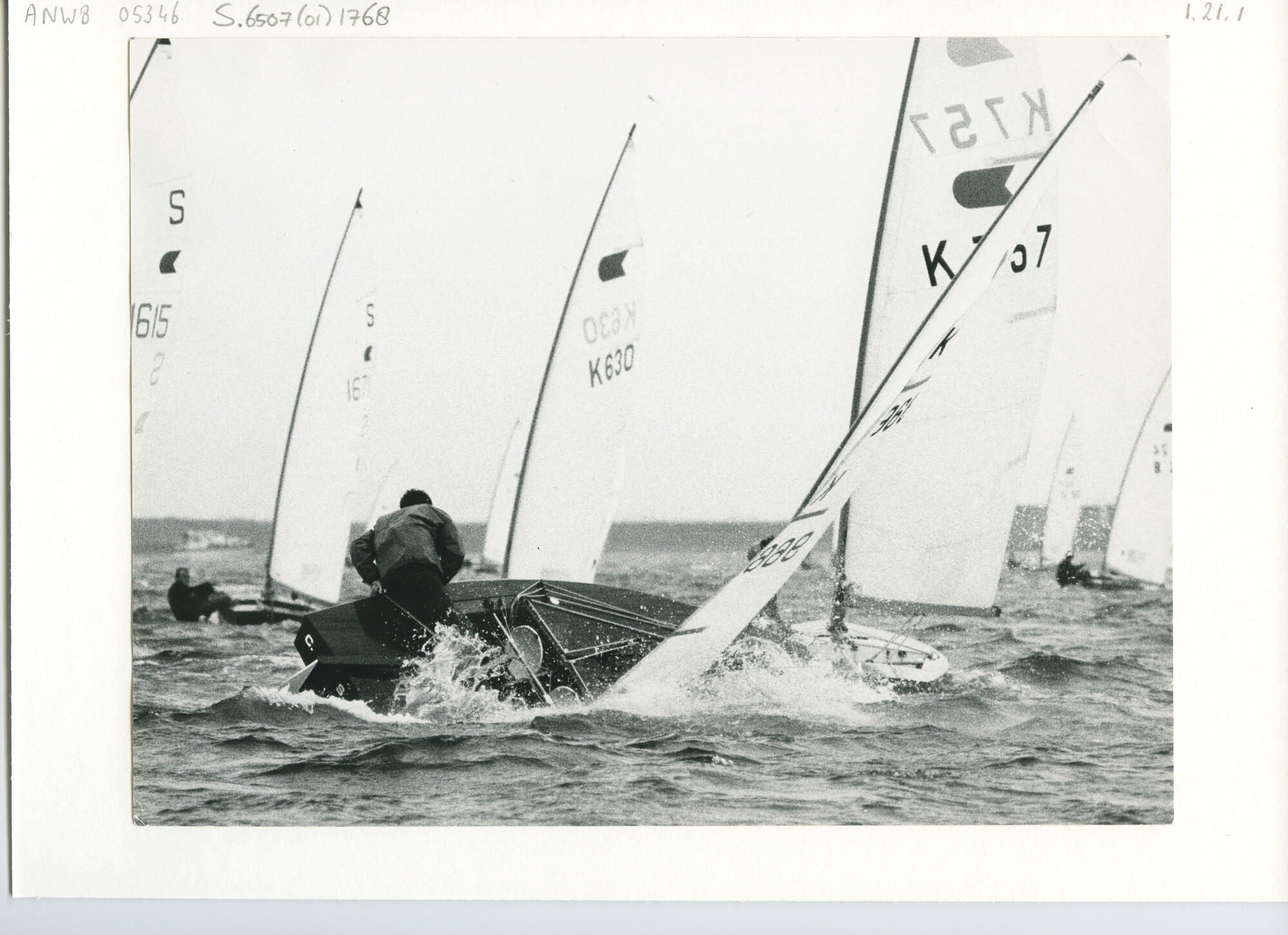 S.6507(01)1768; Foto van ok-jollen; foto