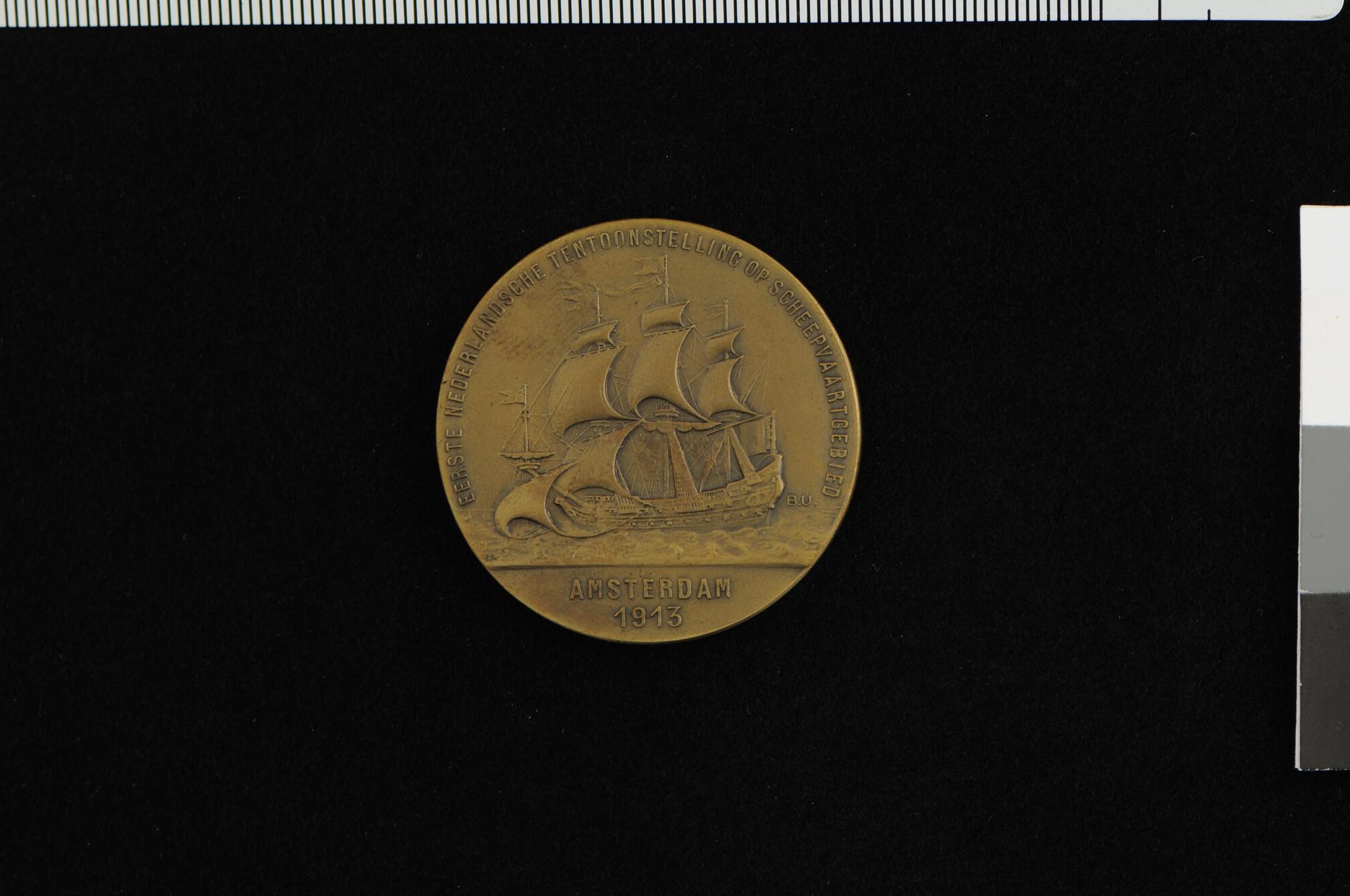 S.7284(01)14; Penning ter herinnering aan de opening van de Eerste Nederlandse Tentoonstelling op Scheepvaartgebied in 1913; penning