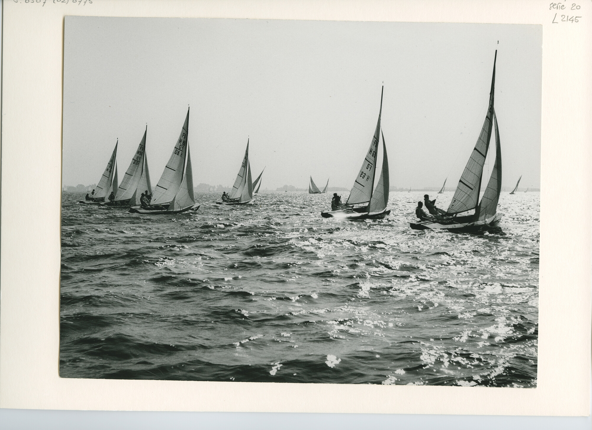 S.6507(02)0775.01; Zwart-wit foto van de FD-klasse op het Braasssemermeer; foto