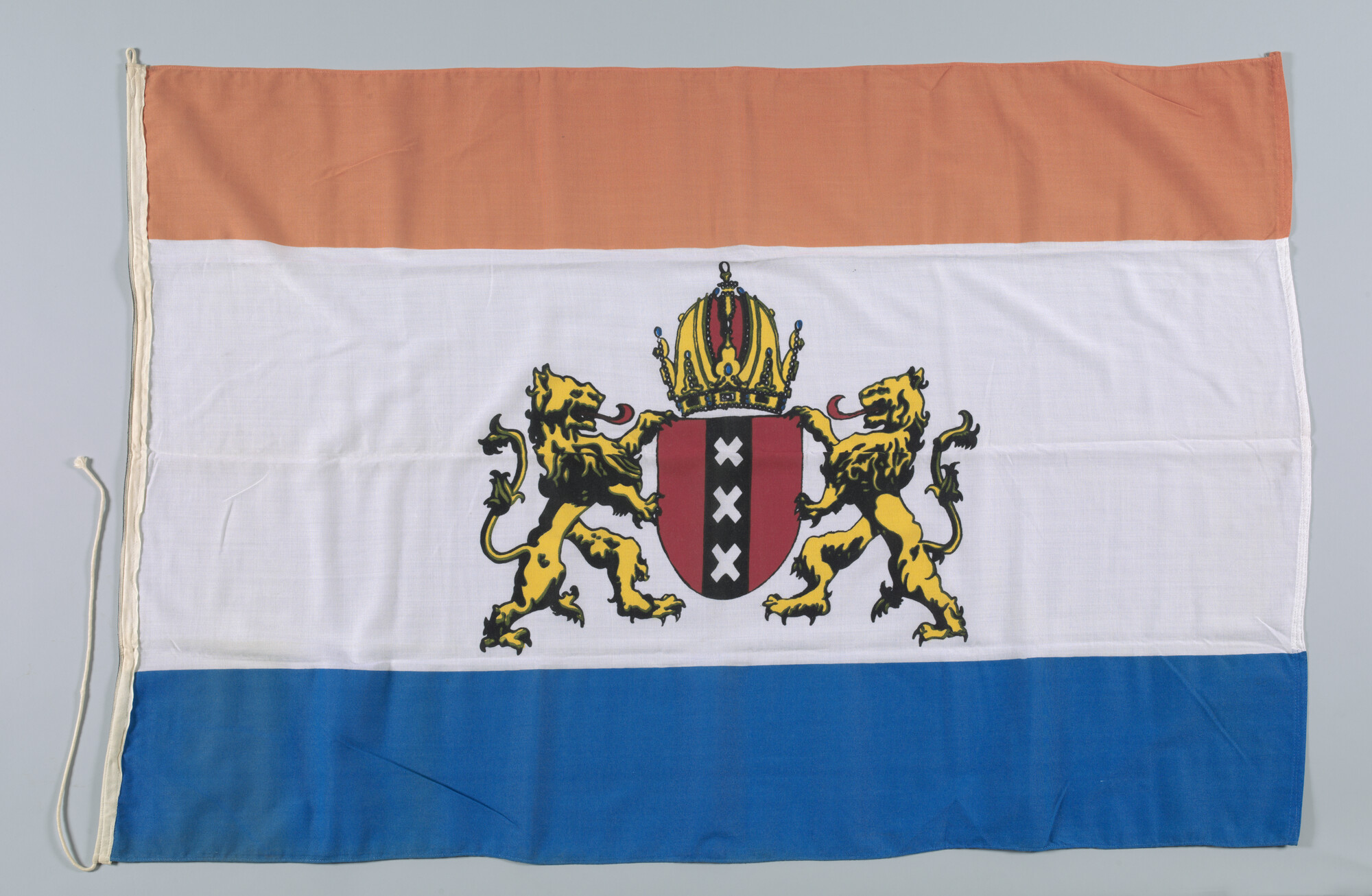 2012.1312; Rederijvlag van de Nieuwe Rijnvaart Maatschappij 1980 BV; vlag