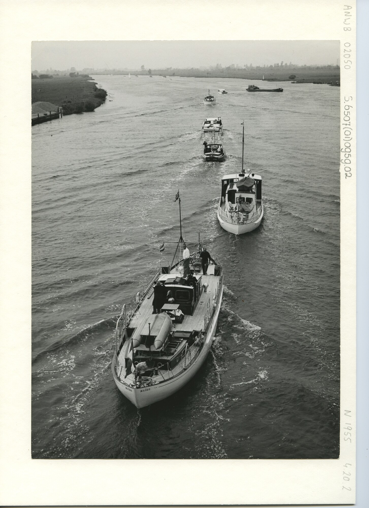 S.6507(01)0959.02; Foto van de internationale motorbootrally Pavillon d' Or 1960 op de Gelderse IJssel bij Zwolle; foto