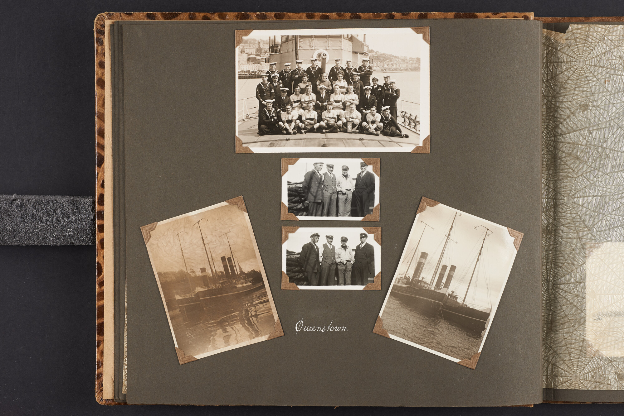 2016.0059; Fotoalbum van werkzaamheden van L. Smit & Co's Internationale Sleepdienst; fotoalbum