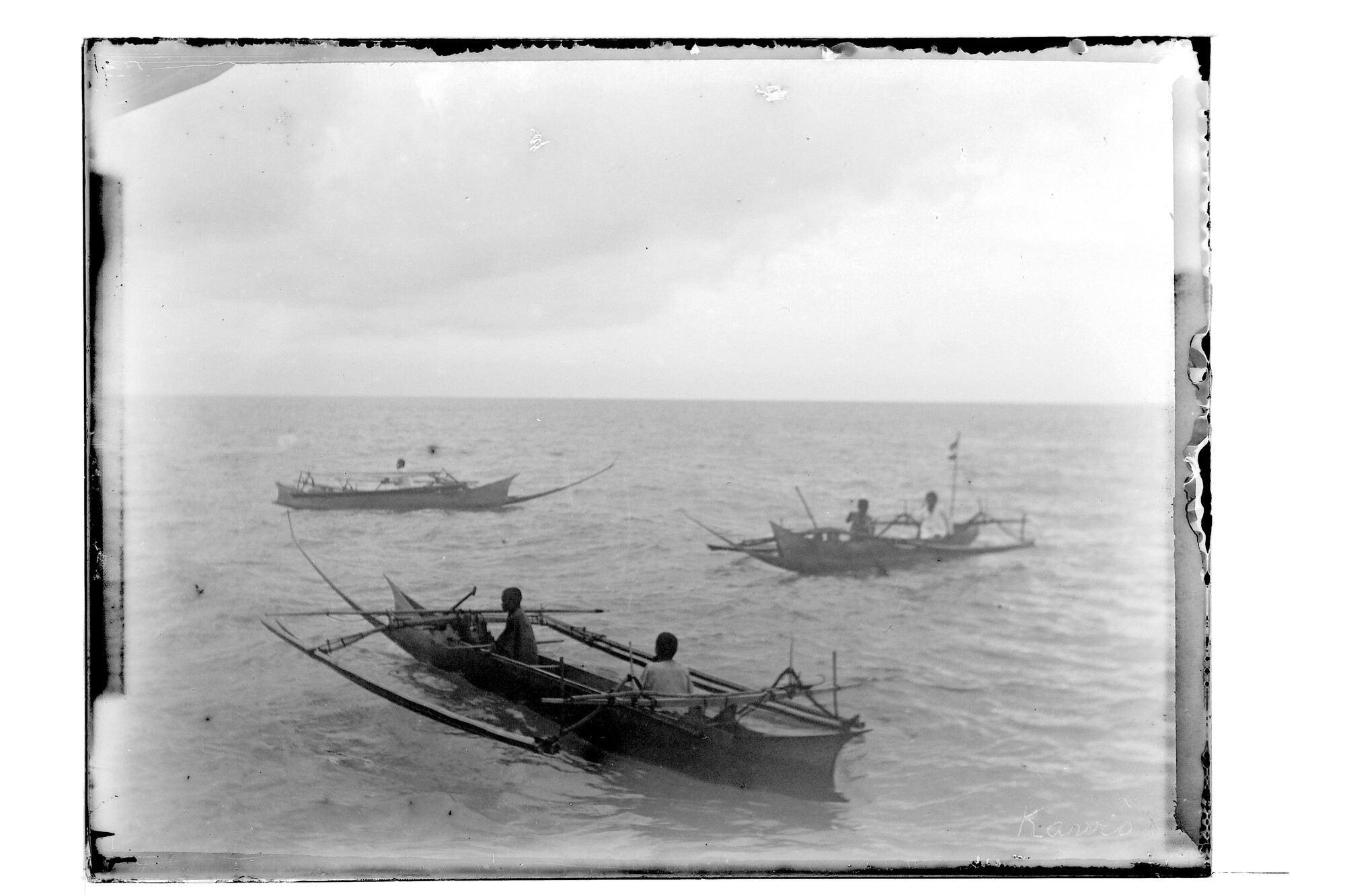 S.3319(180)a; Sampan bij het eiland Kawio (nabij Celebes); negatief
