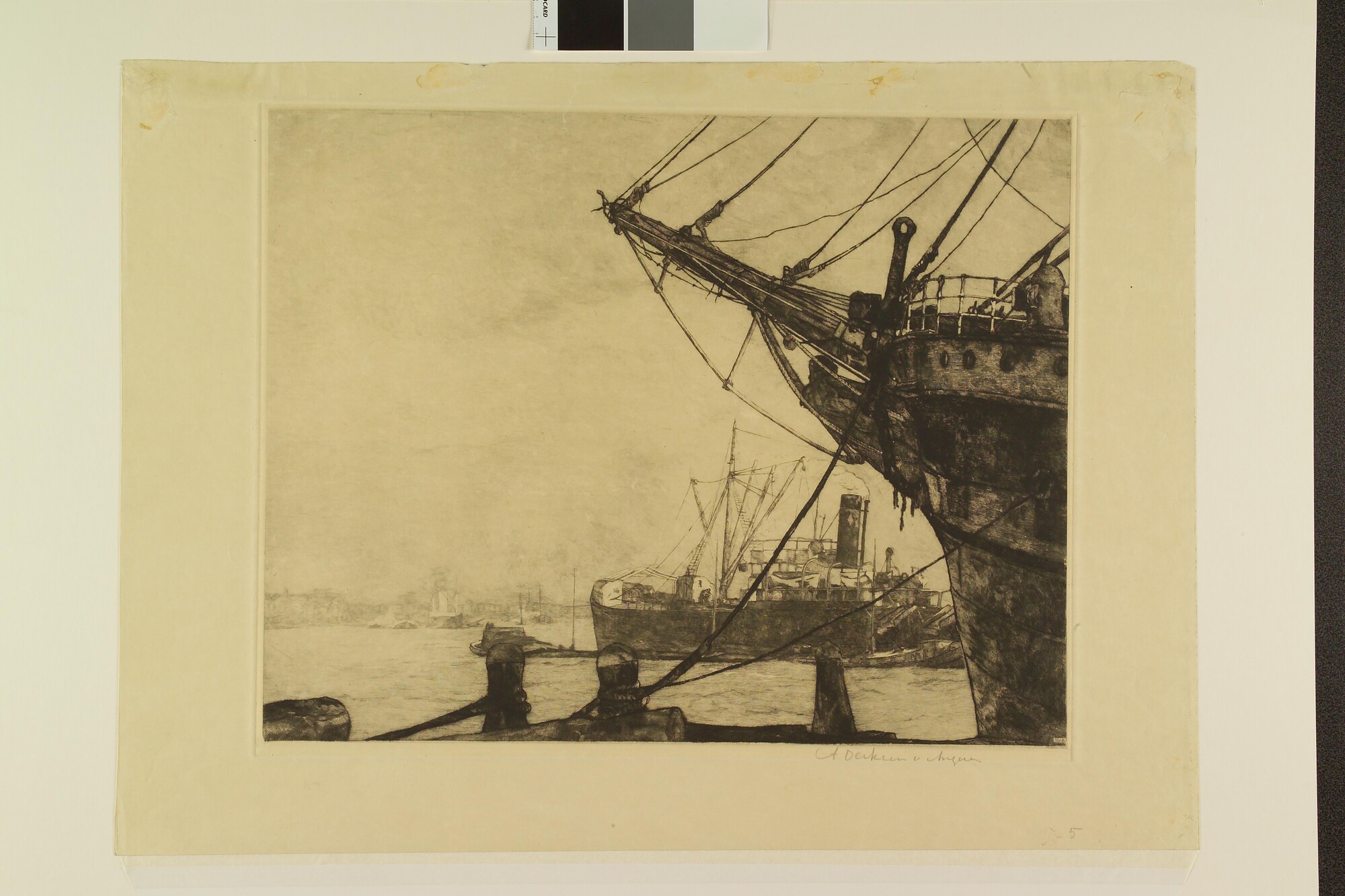 A.0875(04); Zeilschip en vrachtschip in de haven van Rotterdam; prent