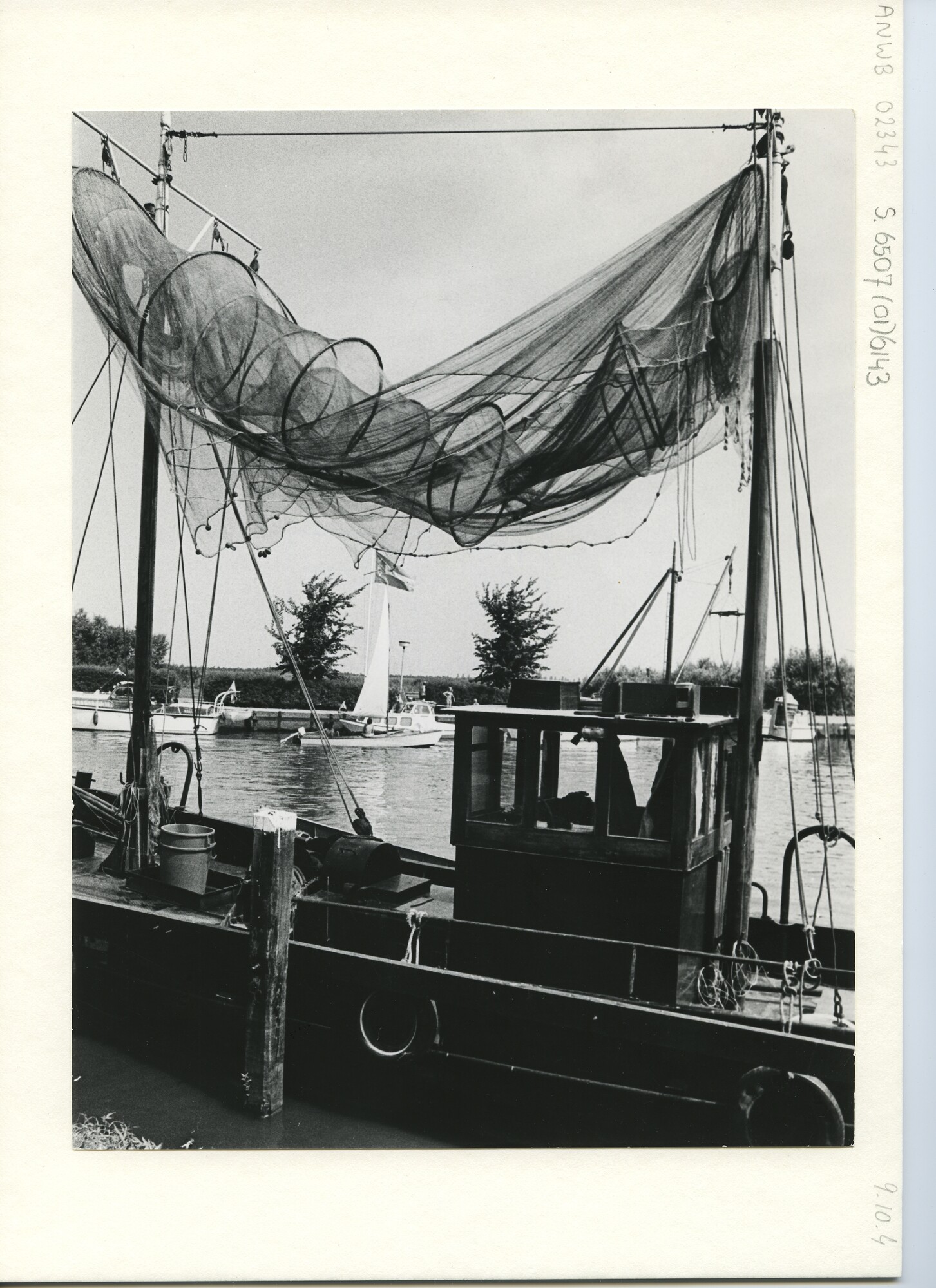 S.6507(01)6143; Foto van haven Spakenburg; foto