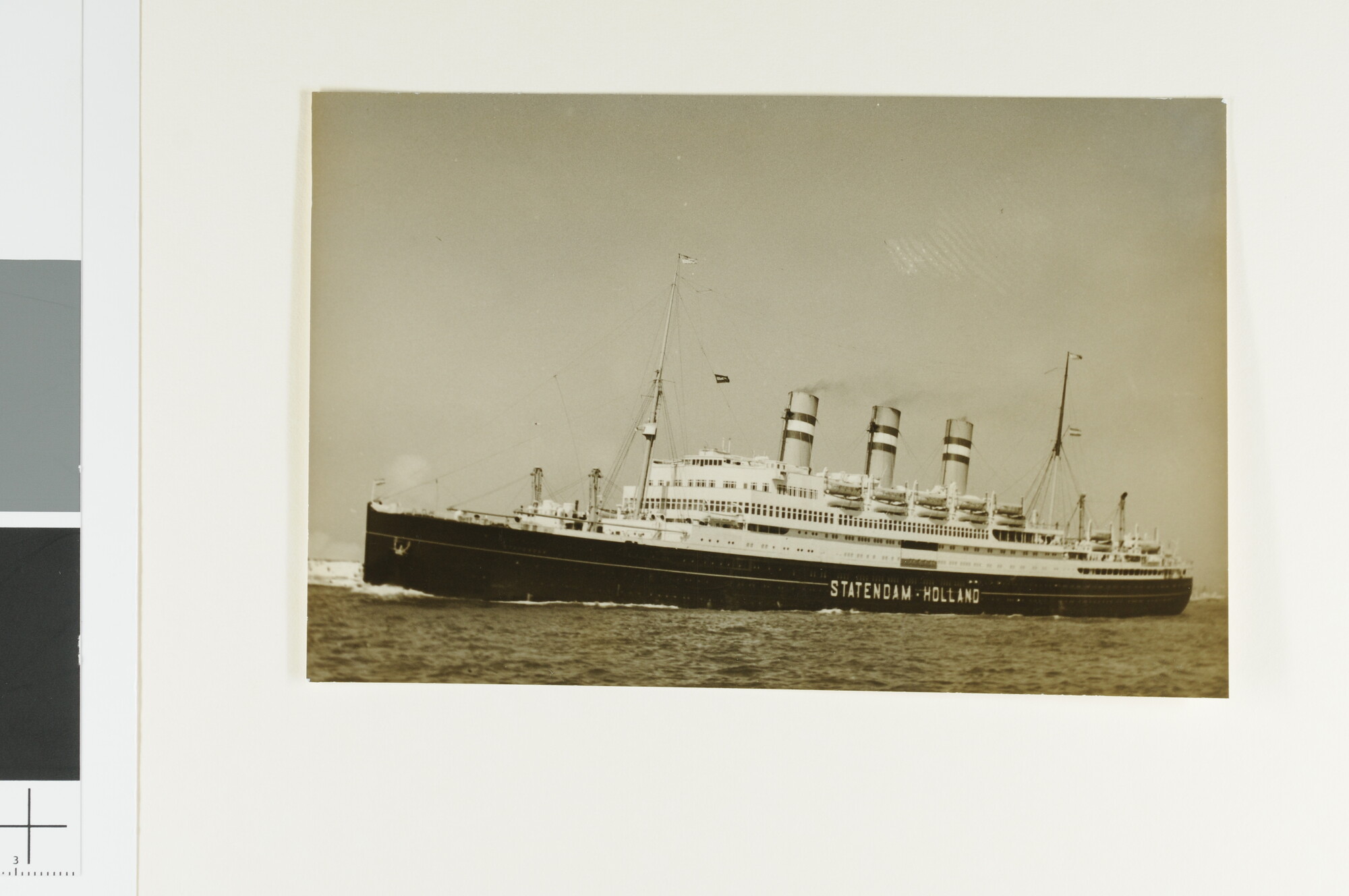 A.4744(47); Het passagiersschip ss. 'Statendam' van de Holland-Amerika Lijn; foto