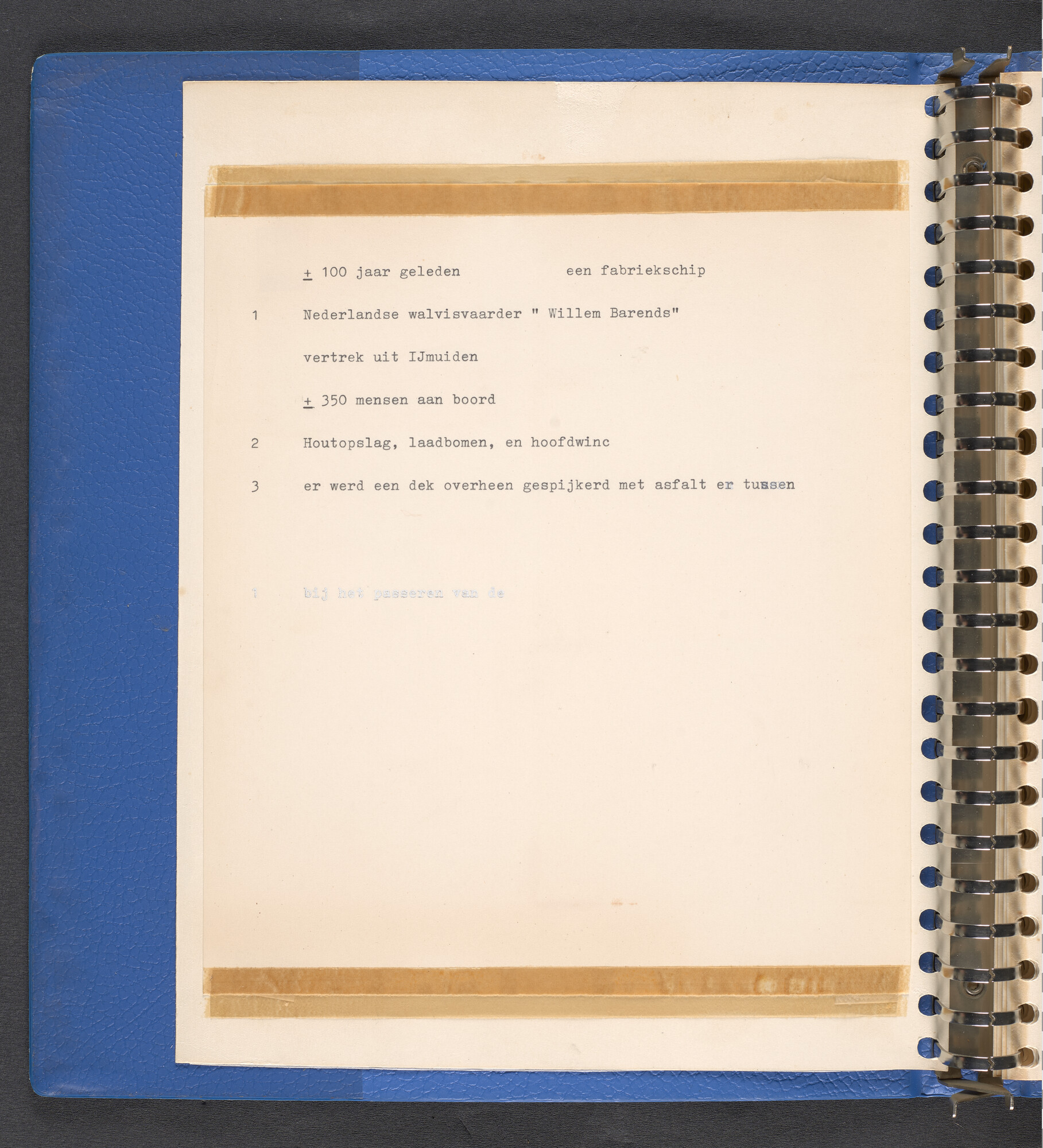 2022.1516; Multomap met foto's gemaakt tijdens reizen van walvisfabrieksschip Willem Barendsz (I), seizoenen 1947-'48 t/m 1950-'51; fotoalbum