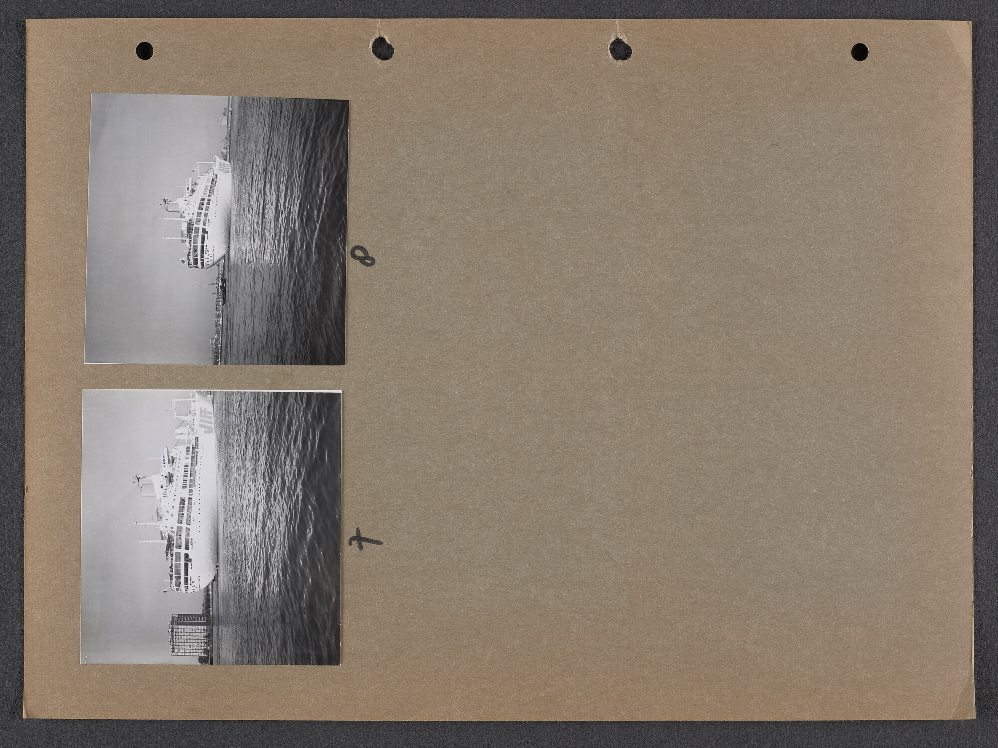S.9102(30); Multomap met foto's door Ben Burgers, samengesteld door de Vereniging De Amsterdamsche Haven; foto