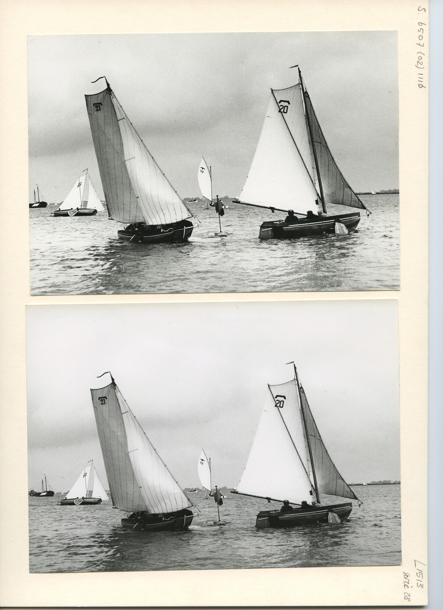 S.6507(02)1116.03; Zwart-wit foto van een zeilwedstrijd van Friese schouwen tijdens de Sneekweek 1958.; foto