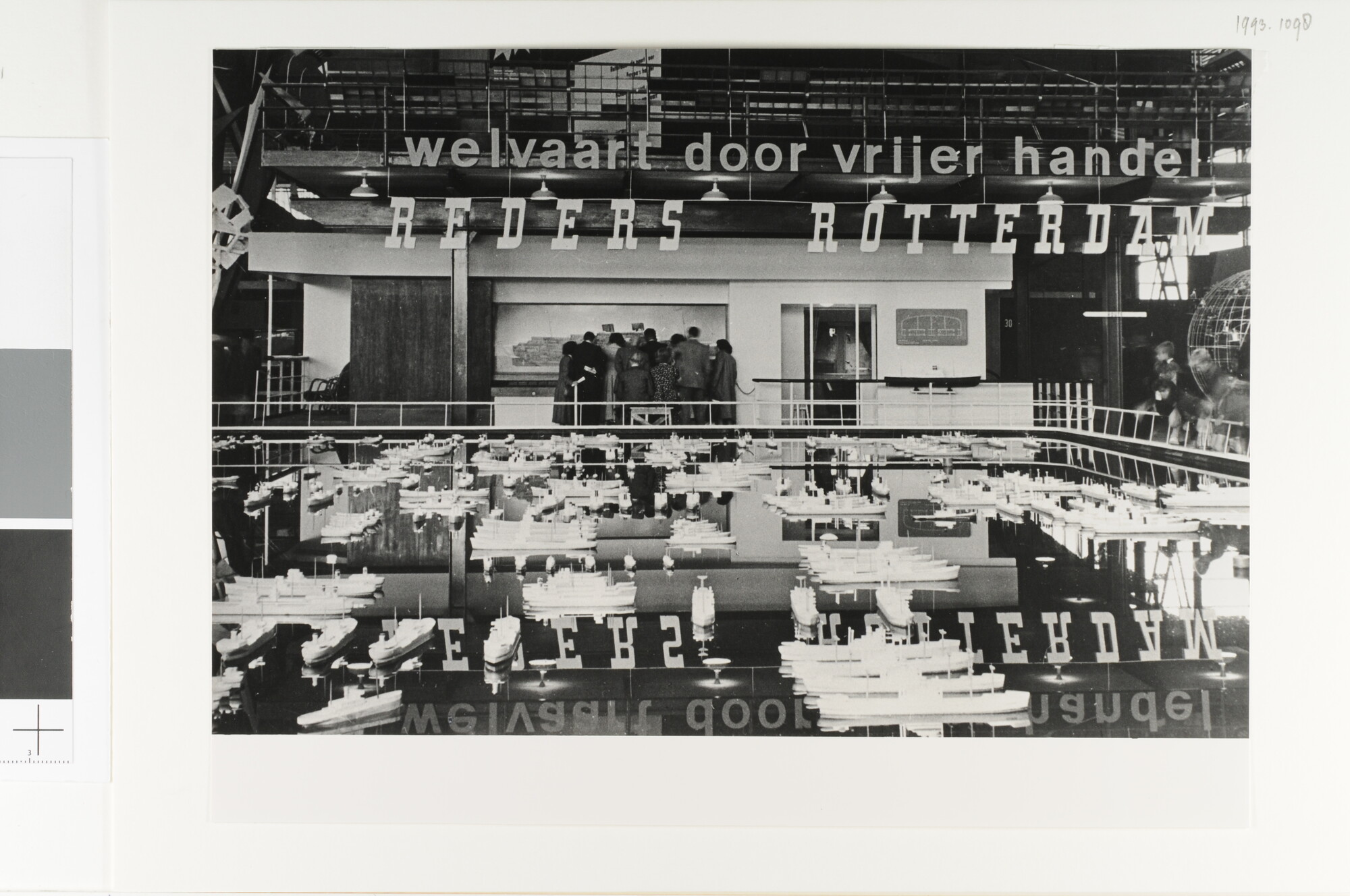 1993.1098; 'Rotterdam Ahoy', georganiseerd door de Metaalbond, afd. Rotterdam; foto
