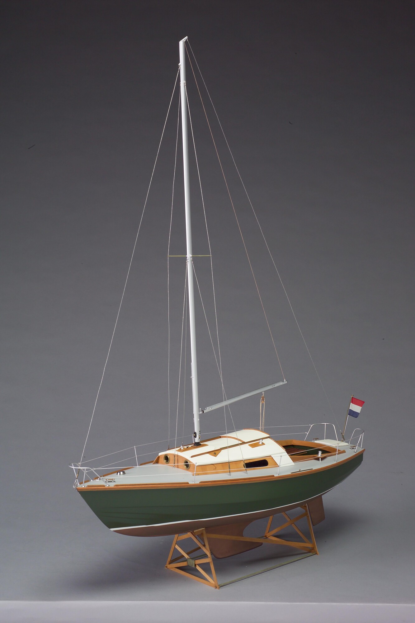 1994.4714; Model van een Waarschip; scheepsmodel