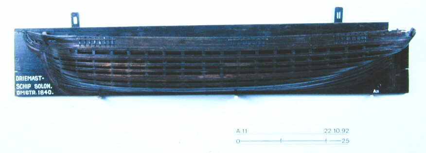 A.0011; Halfmodel van het fregatschip Solon; scheepsmodel