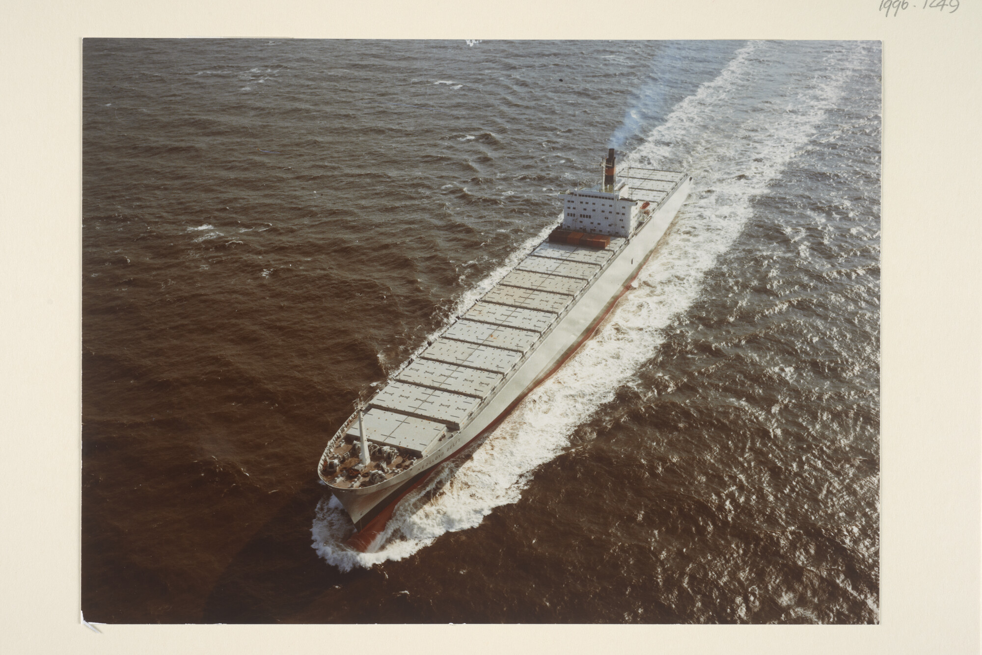 1996.1249; Een luchtfoto van het containerschip ms. Nedlloyd Delft van Nedlloyd Lijnen [...]; foto