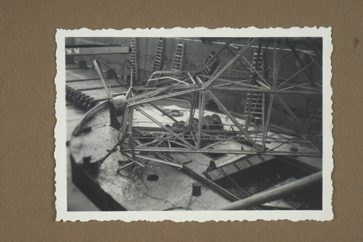 2001.1755; Omslag met vele foto's en knipsels van meest bergingsactiviteiten door Reederij v/h Gebroeders Goedkoop te Amsterdam in de periode 1929 / 1949; omslag